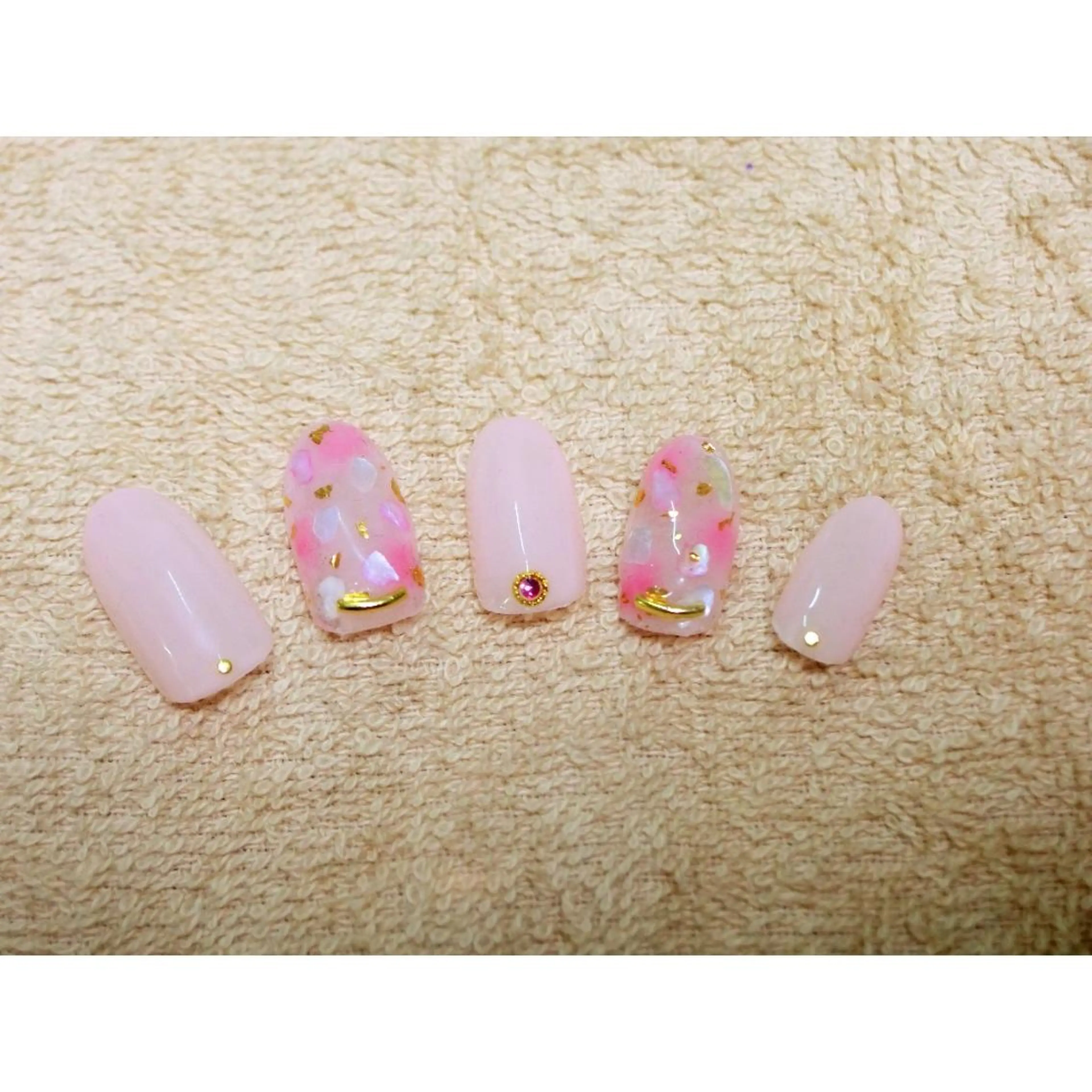 ネイル 痛ネイル/ワンホン/ フィルイン/長さだしのネイルデザイン