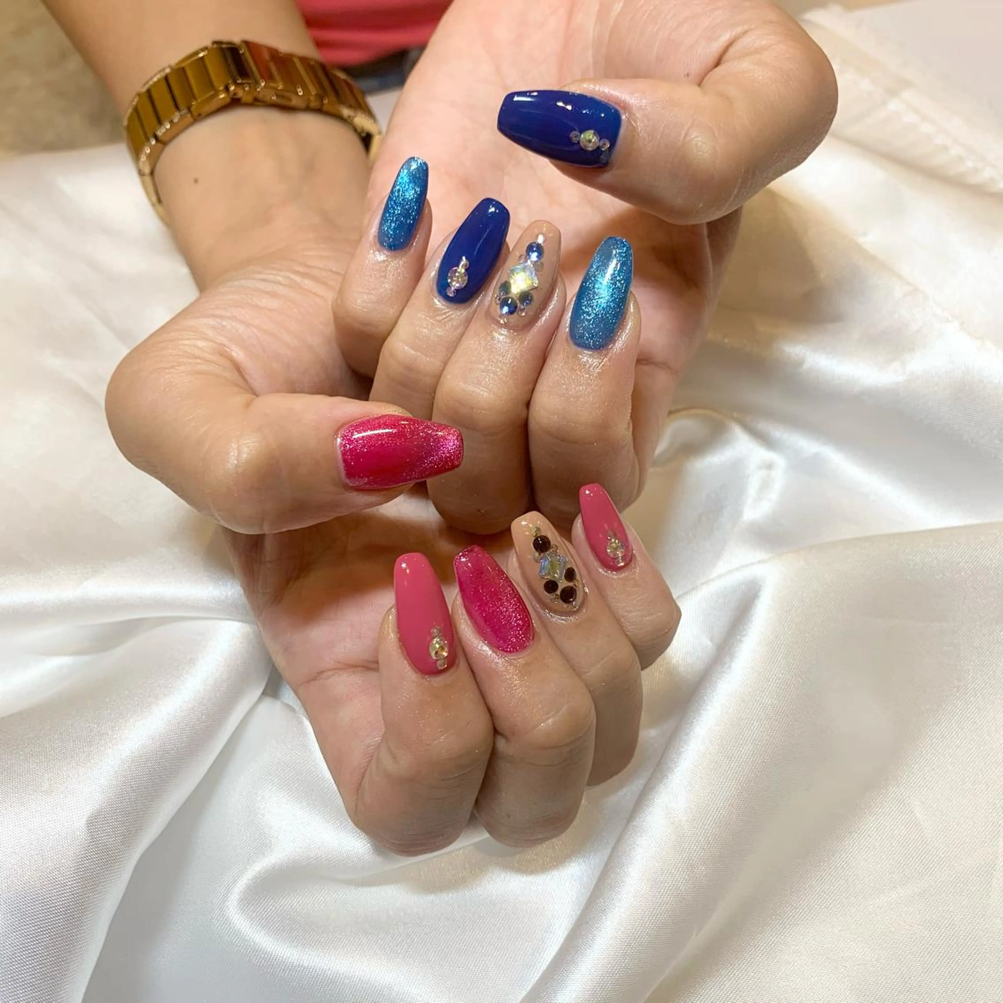 ネイル キラキラネイル マグネットネイル 夏ネイル ハンドネイル ui nailのネイルデザイン