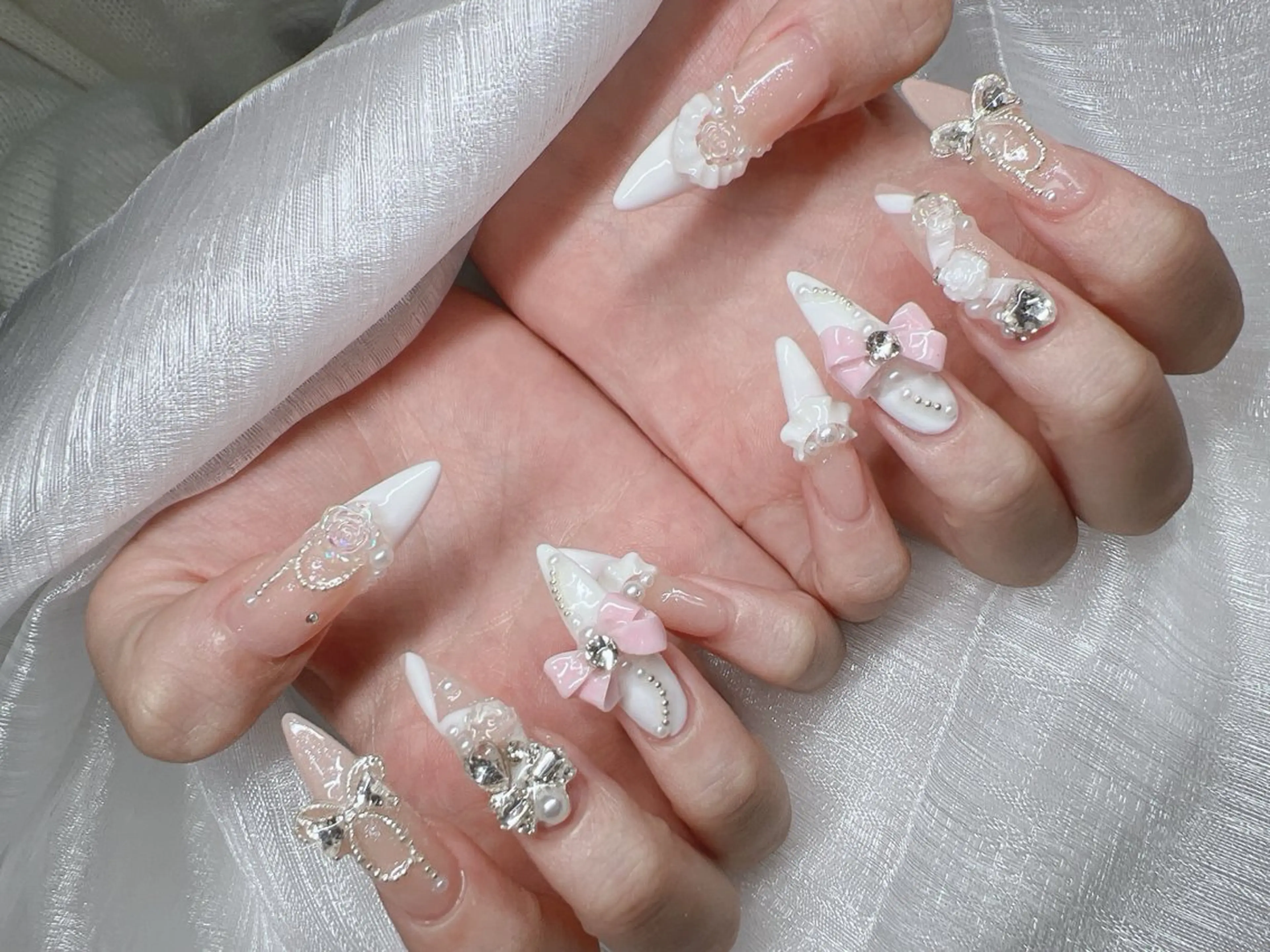 ネイル 長さ出し グラデーション キラキラネイル マグネットネイル ニュアンスネイル ハンドネイル Lee Nails チップ長さだし専門店のネイルデザイン