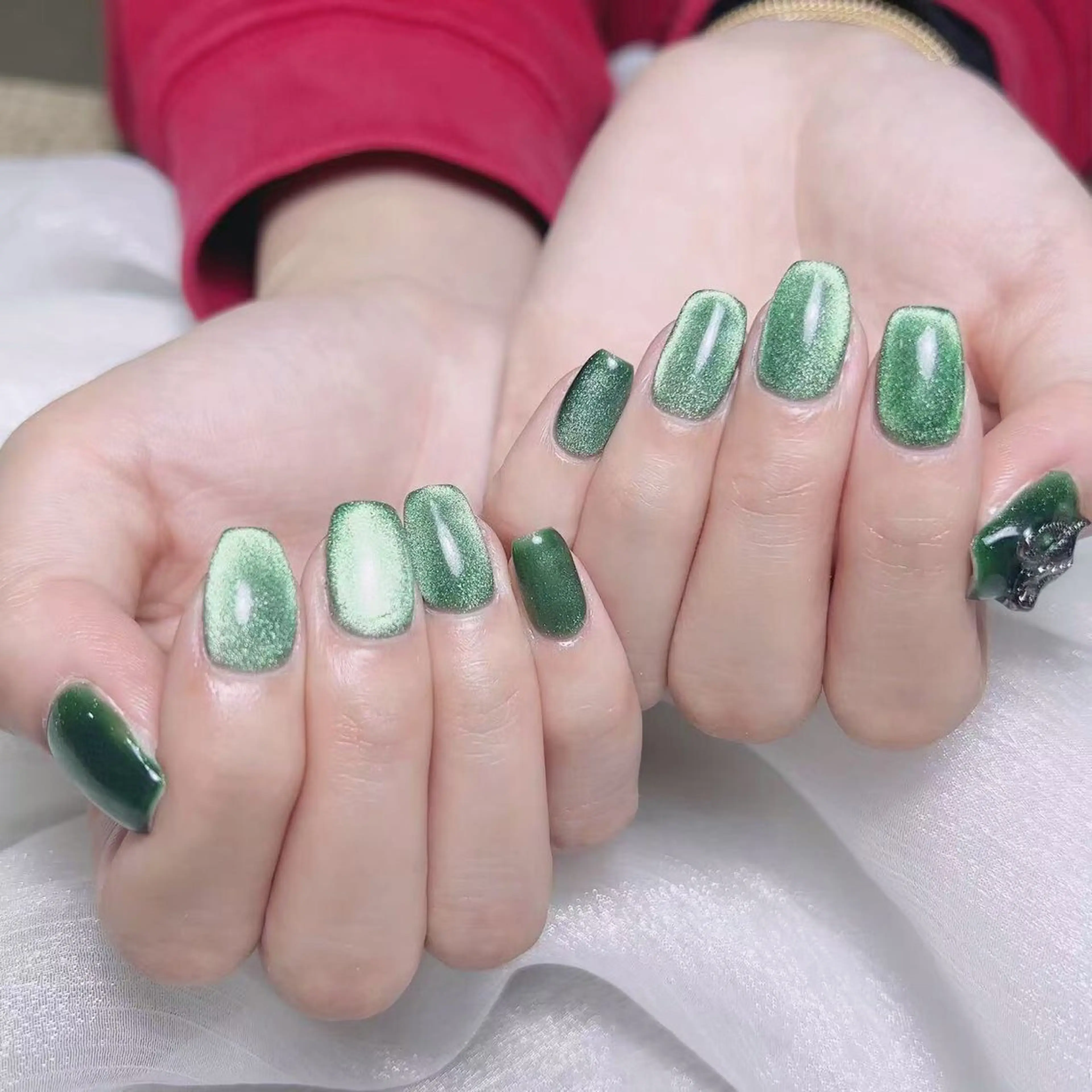 ネイル ハンドネイル NAILサロン 木にいるのネイルデザイン