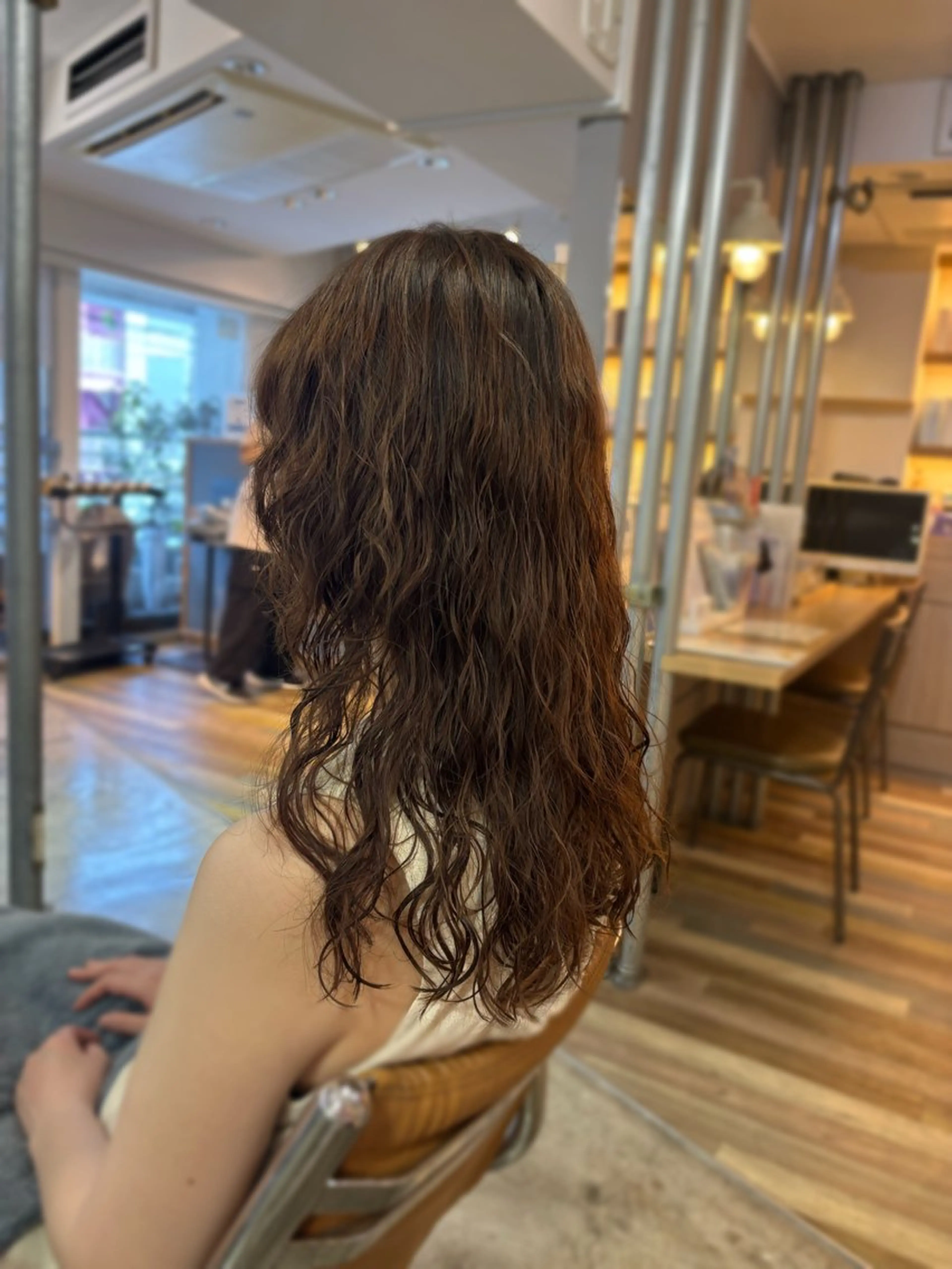 ロング カット パーマ トリートメント 髪質改善ストレート/ coiiはしもとはなのヘアスタイル