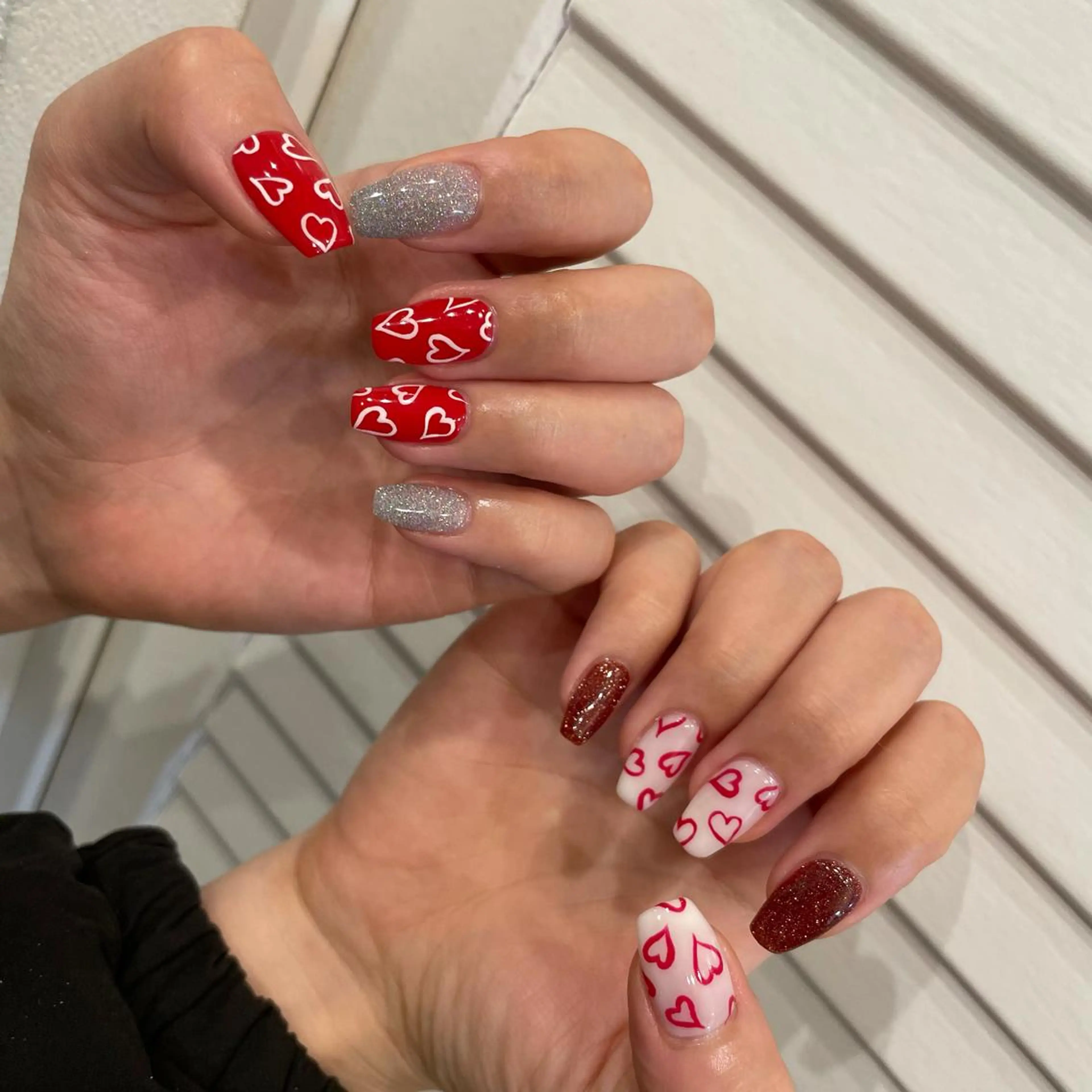 ネイル バレンタイン ホワイト ハンドネイル miu nail所属・MIUNail YUMIのネイルデザイン