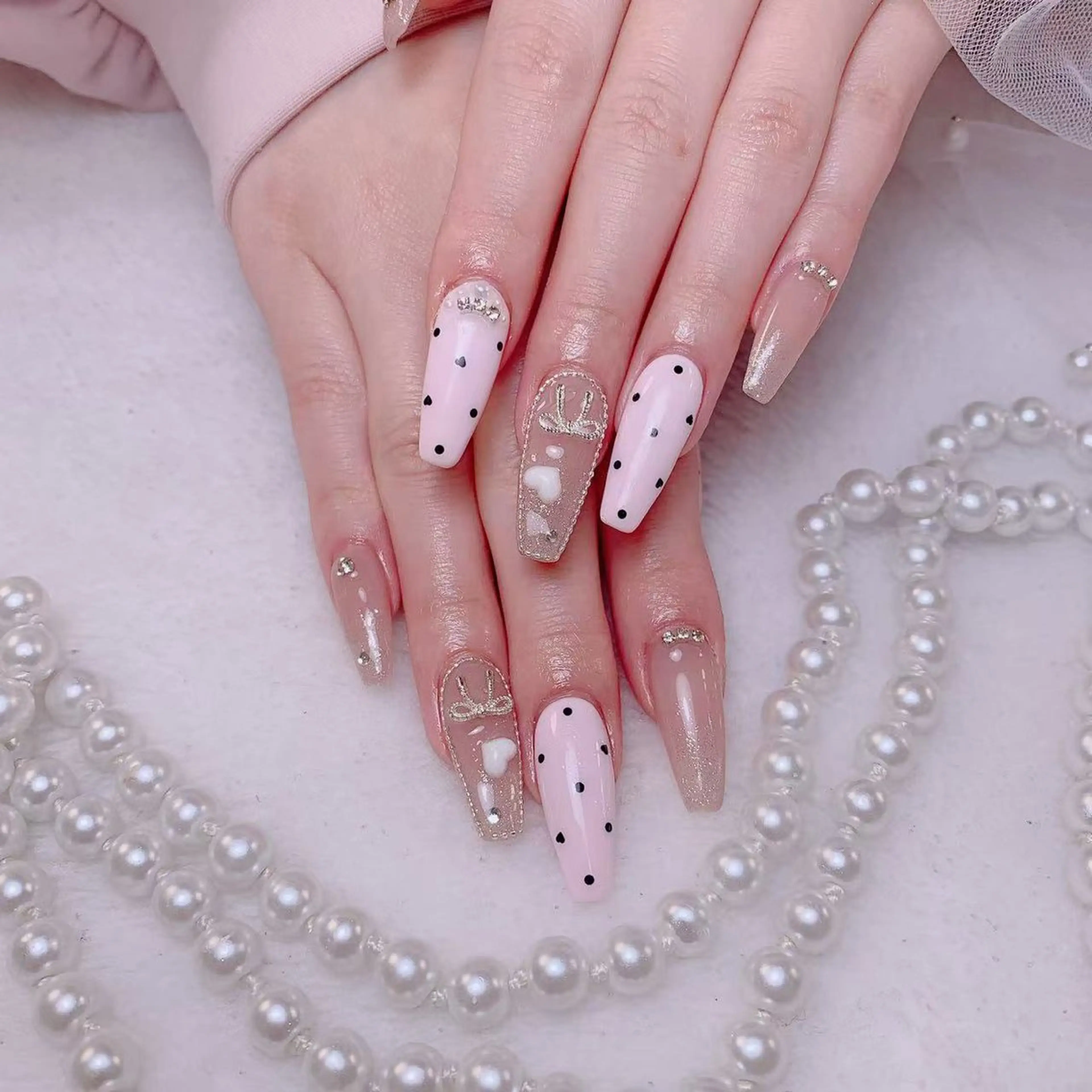ネイル ワンホンネイル Amina nail salonのネイルデザイン