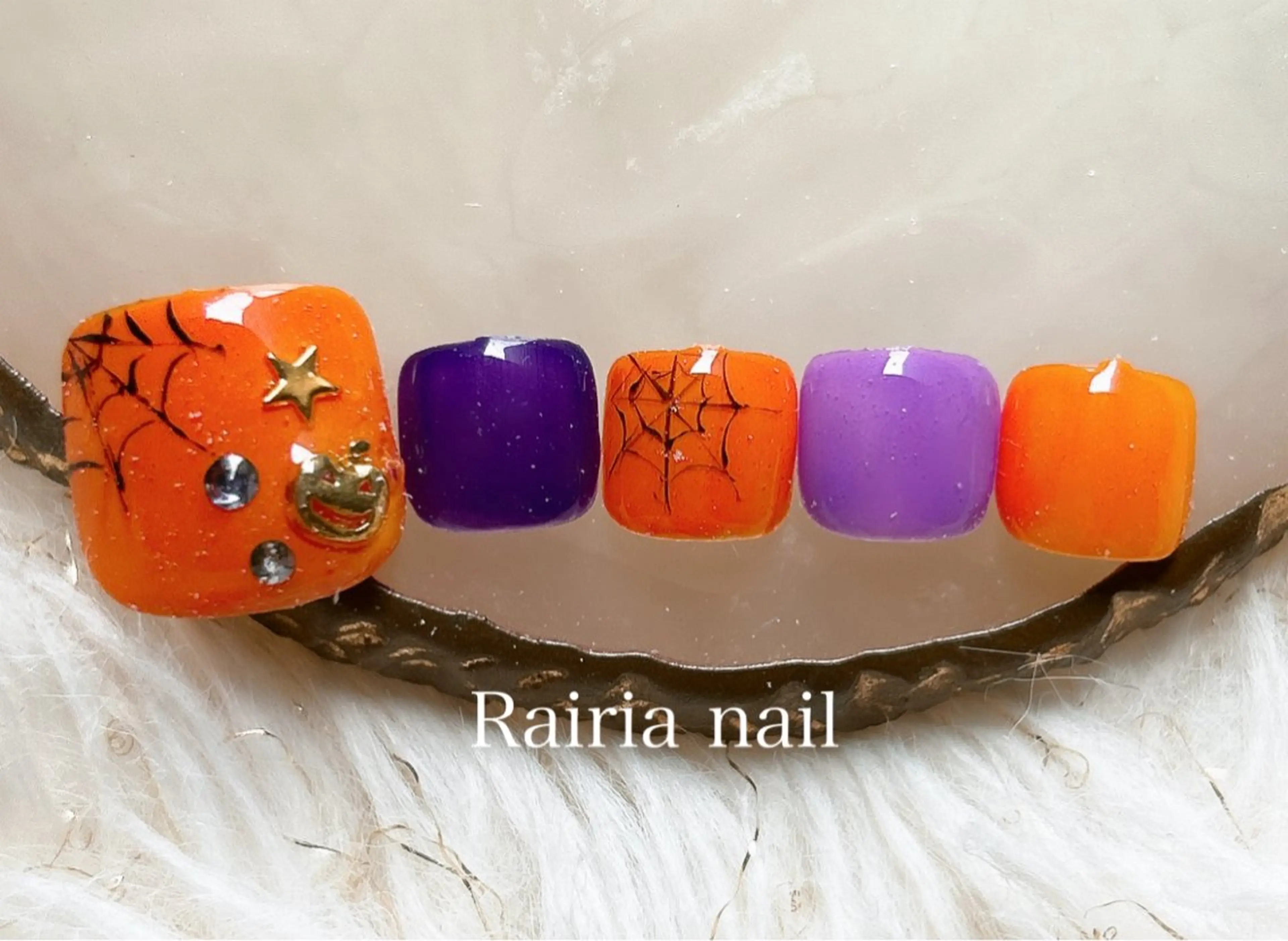 ネイル アートネイル ジェルネイル ハロウィン 持ち込み ニュアンスネイル Rairia nail本八幡店のネイルデザイン