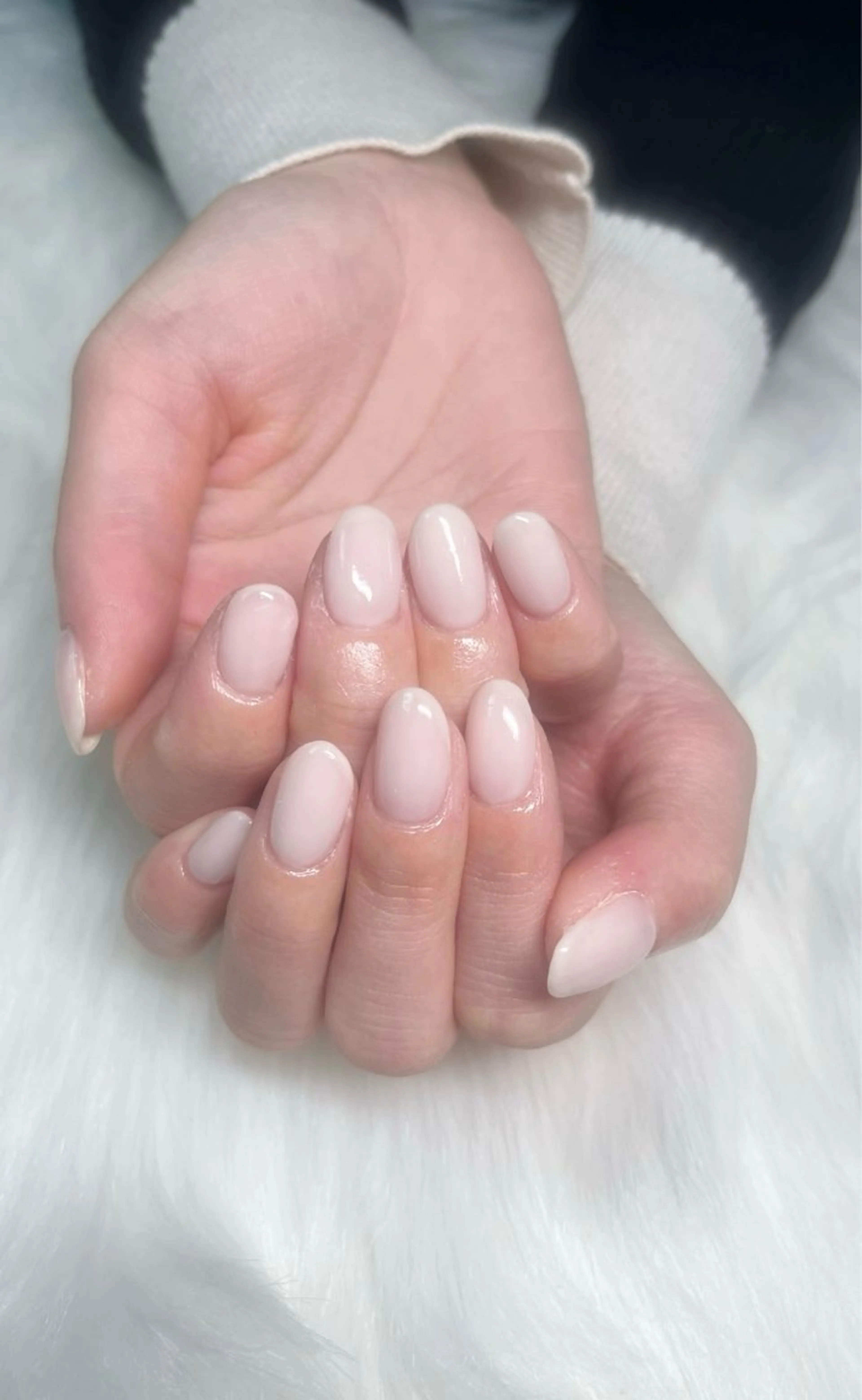 ネイル ホワイト ANNE 千葉松戸店 Ayamiのネイルデザイン