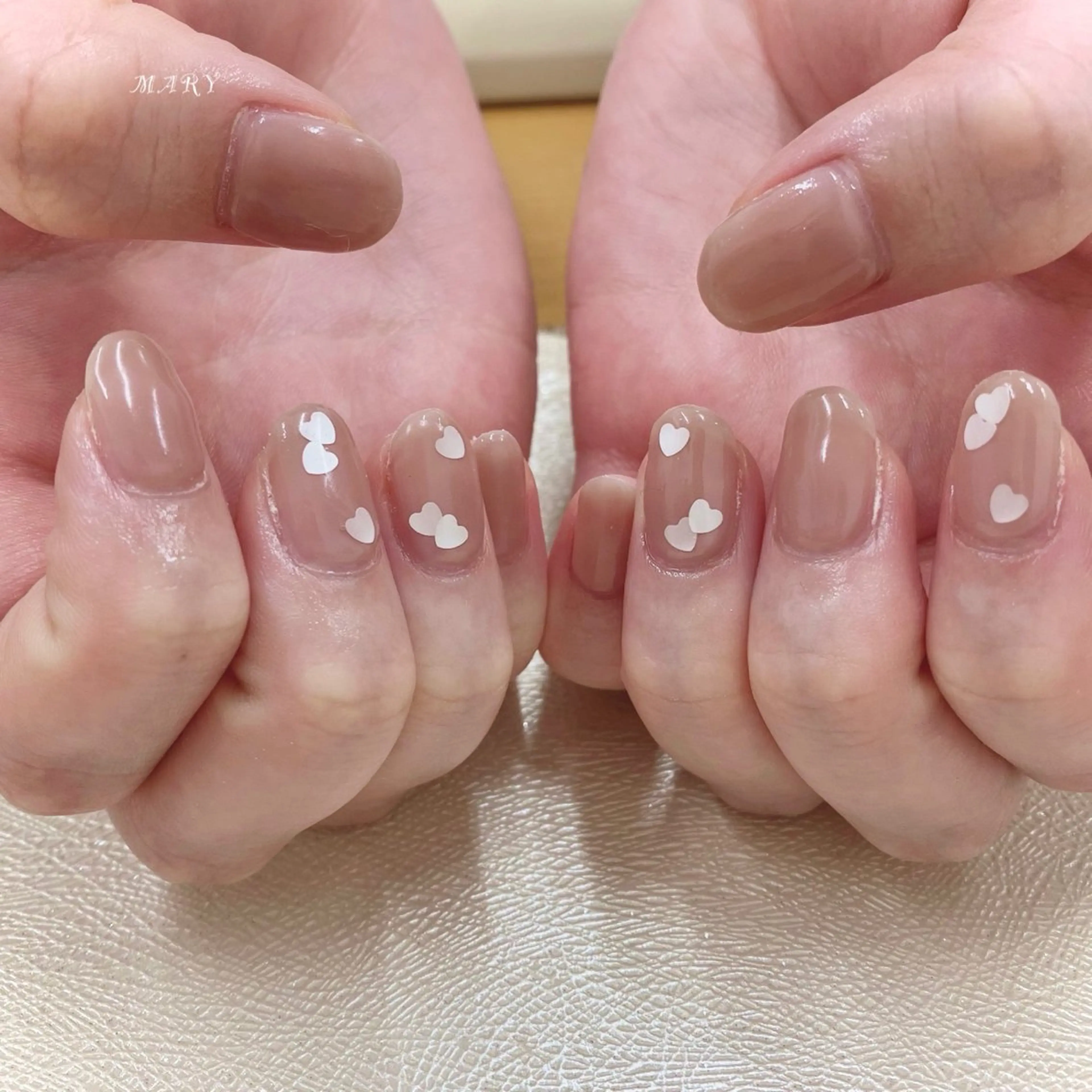 ネイル ハート ニュアンスネイル ワンカラーネイル ハンドネイル Mary nail所属・Mary nail .narumiのネイルデザイン