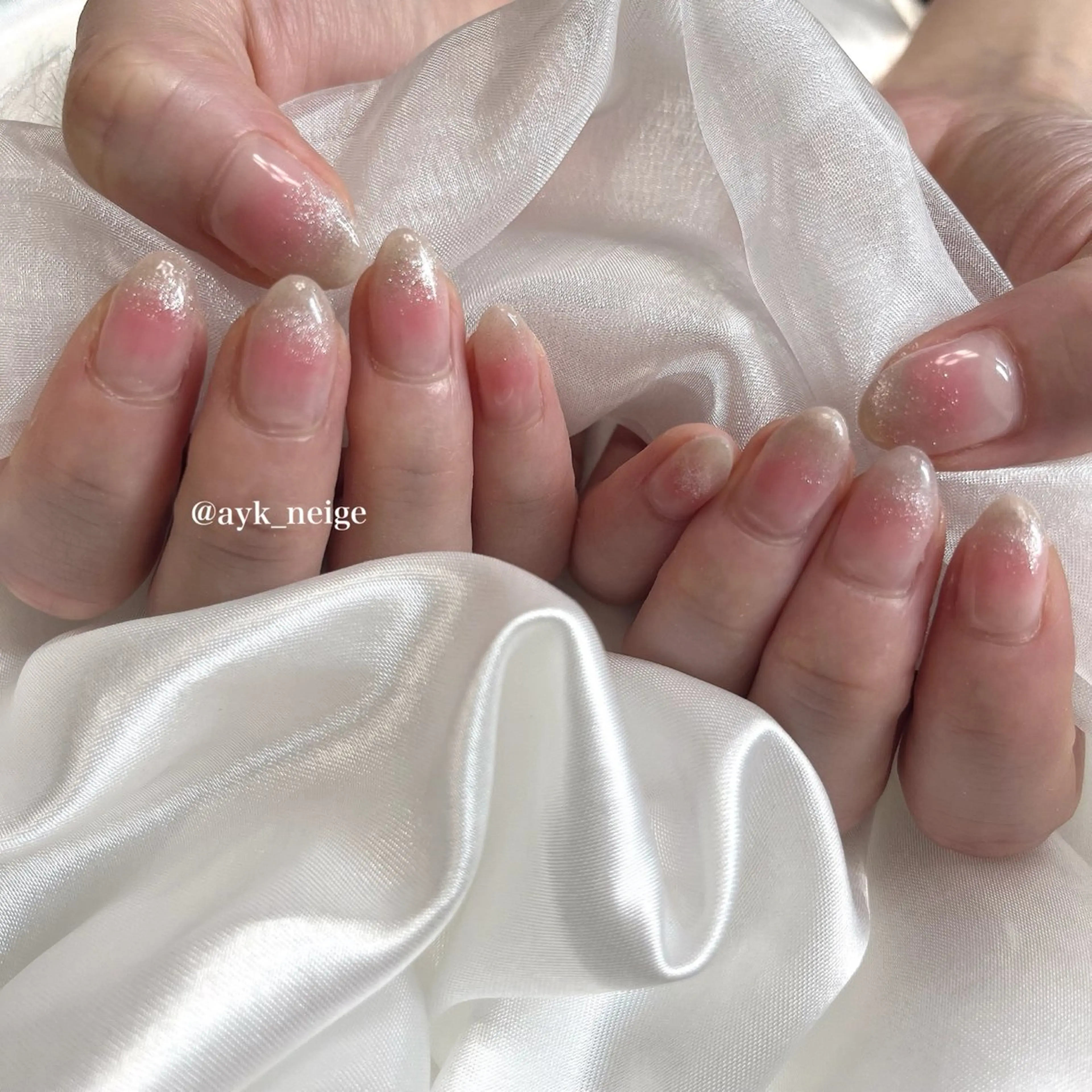 ネイル フットネイル フレンチネイル キラキラネイル 韓国ネイル マグネットネイル n'eige nail所属・大谷 綾香のネイルデザイン