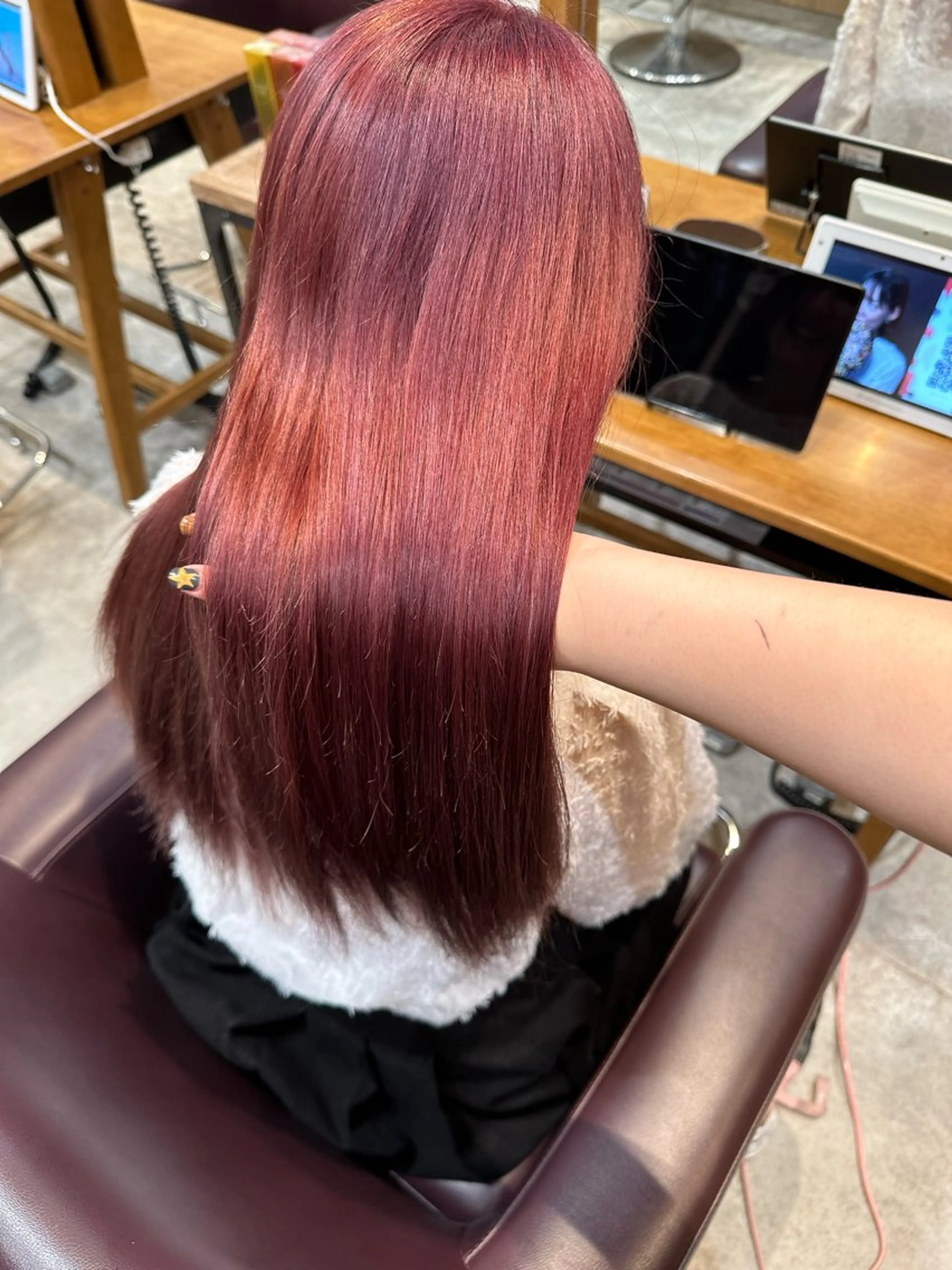 ロング カラー ラベンダーカラー ピンクカラー ピンクラベンダー ミサキ￤暖色￤ブ リーチ￤カラーリストのヘアスタイル