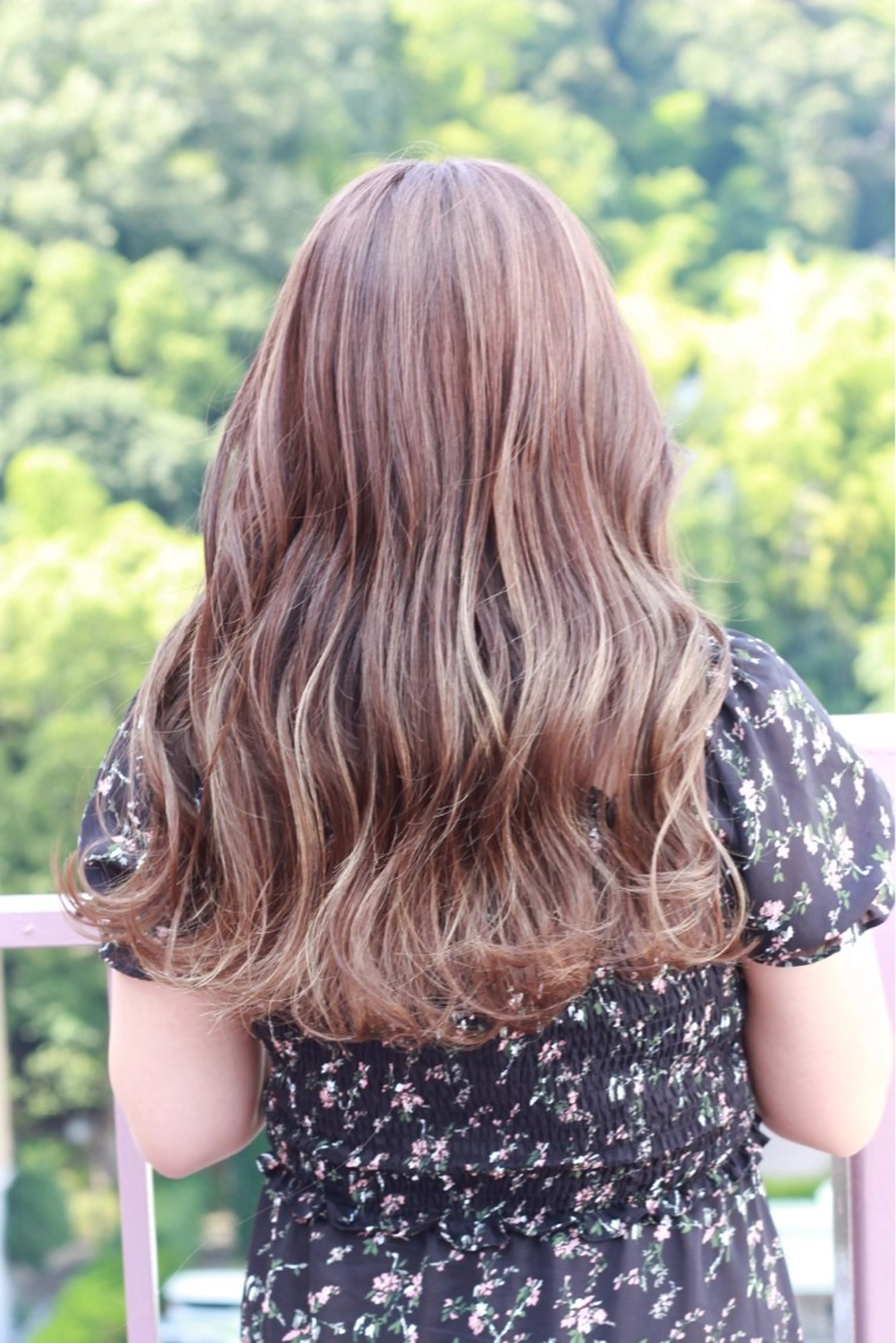 ロング カラー ハイライトカラー ハイライト ヘアカラー Viage （ビアージュ）のヘアスタイル