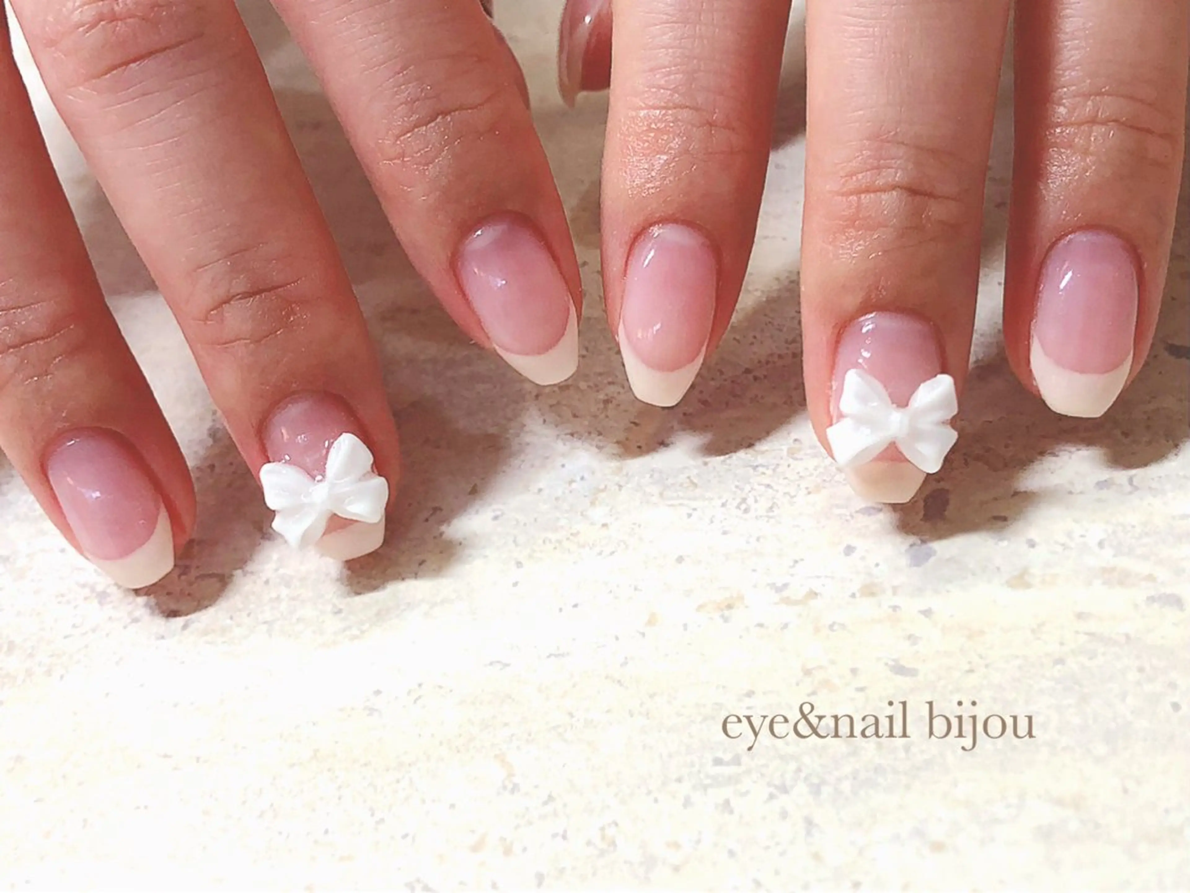 フレンチ*クリアベース【オフ込み】初回¥5,500 / 再来¥6,220の写真