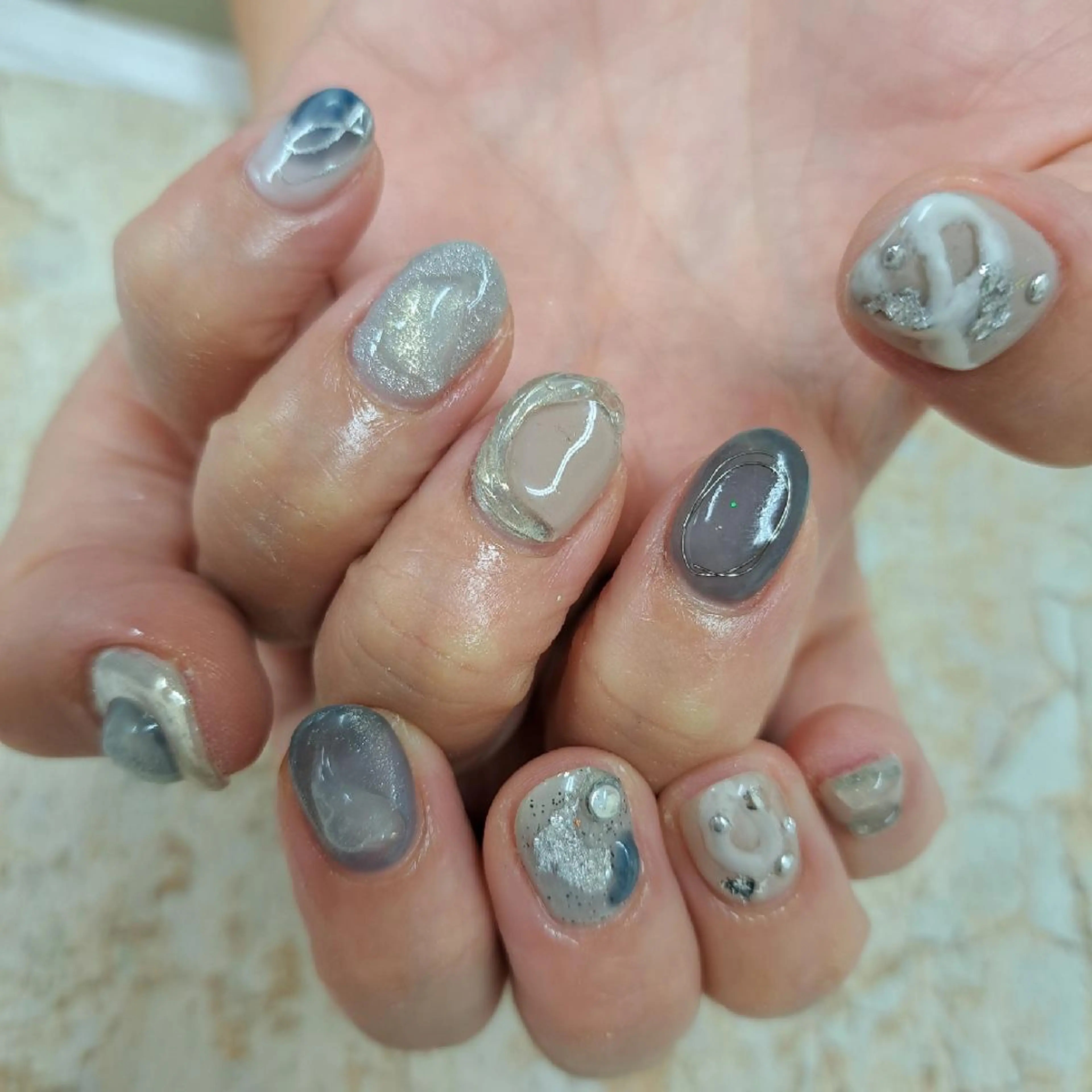 ネイル アートネイル ジェルネイル 持ち込み ニュアンスネイル パラジェル 河野ちえ (雑誌掲載サロン)のネイルデザイン