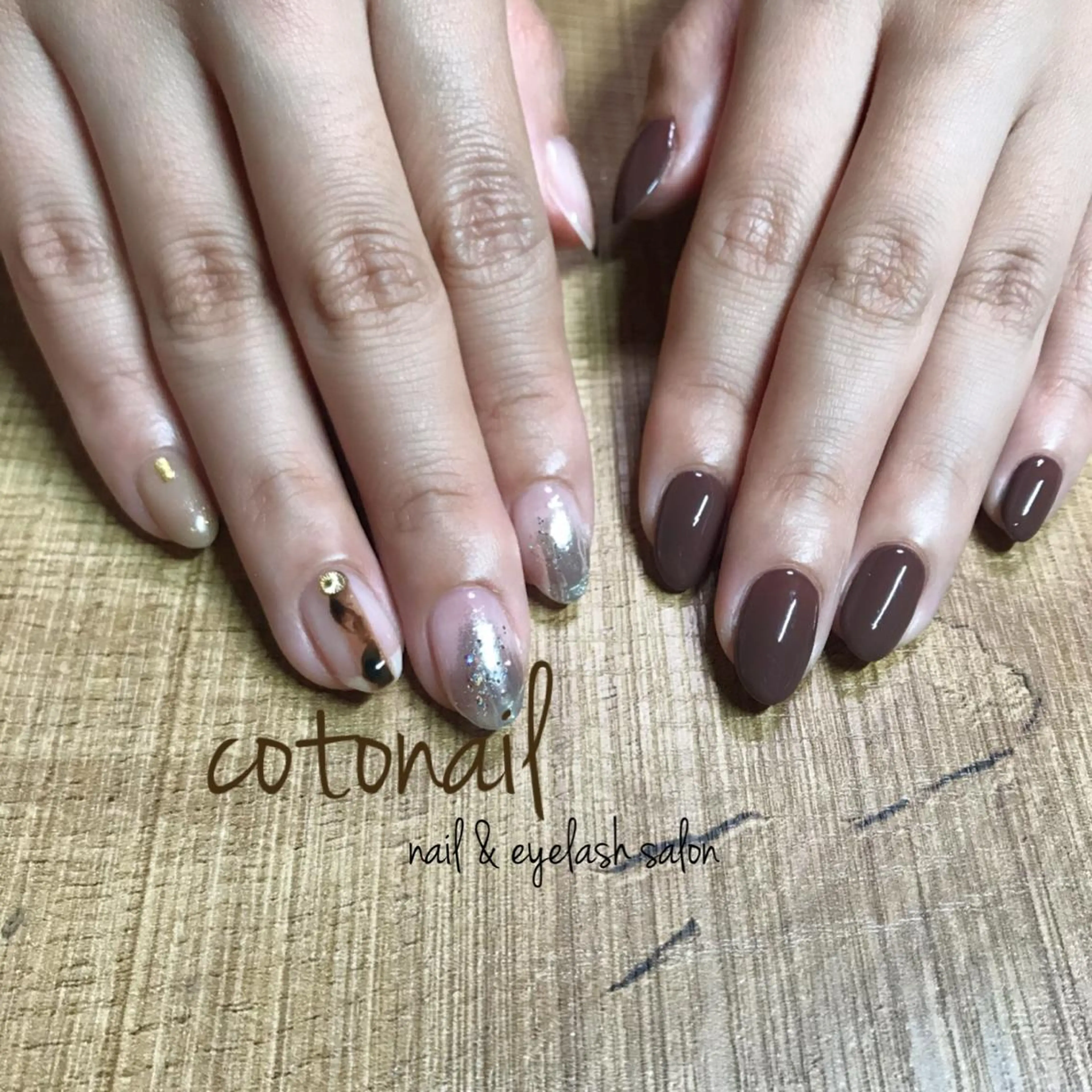 ミディアム ネイル アートネイル ハンドネイル ツメトマツゲ .のネイルデザイン