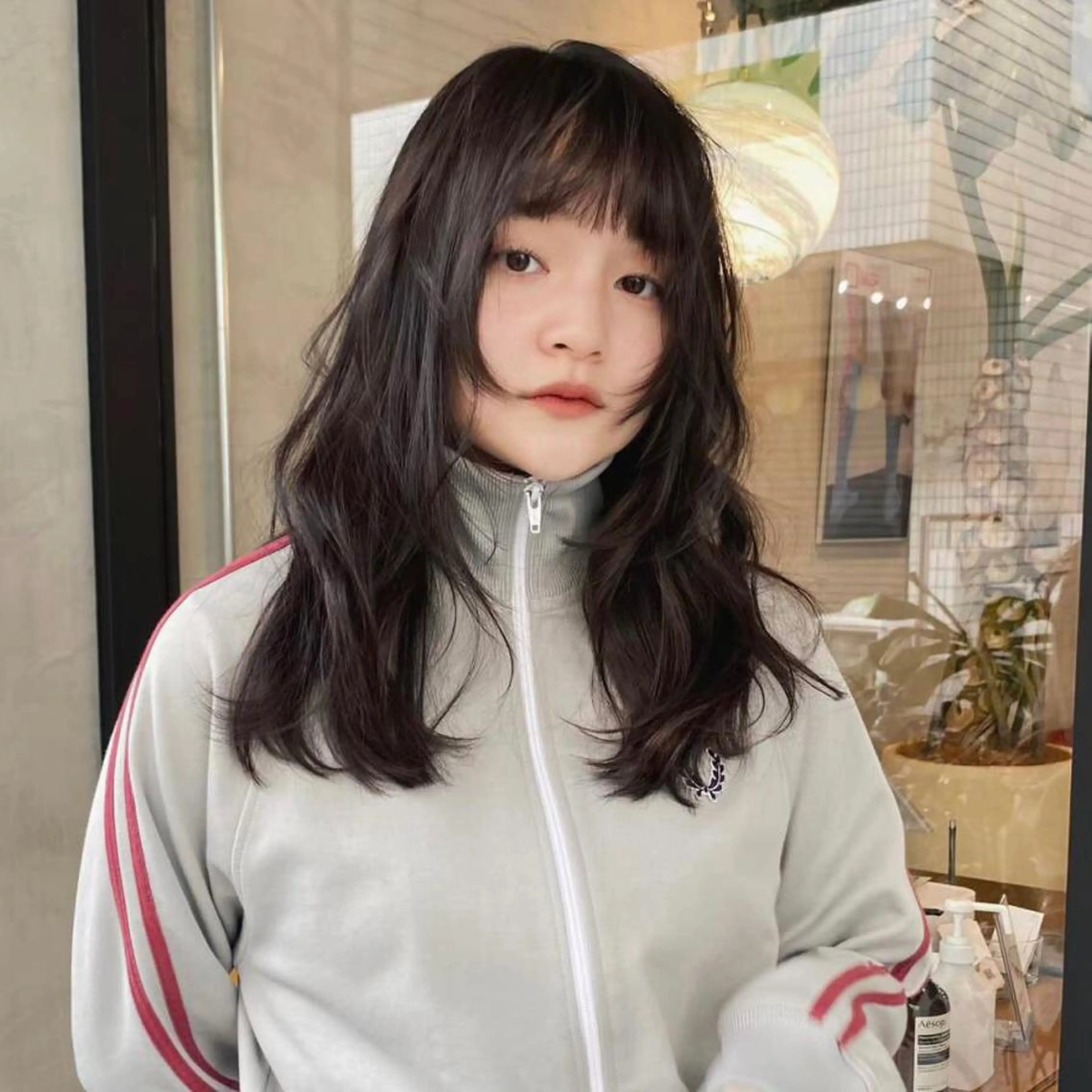 セミロング カラー honoka ikegamiのヘアスタイル