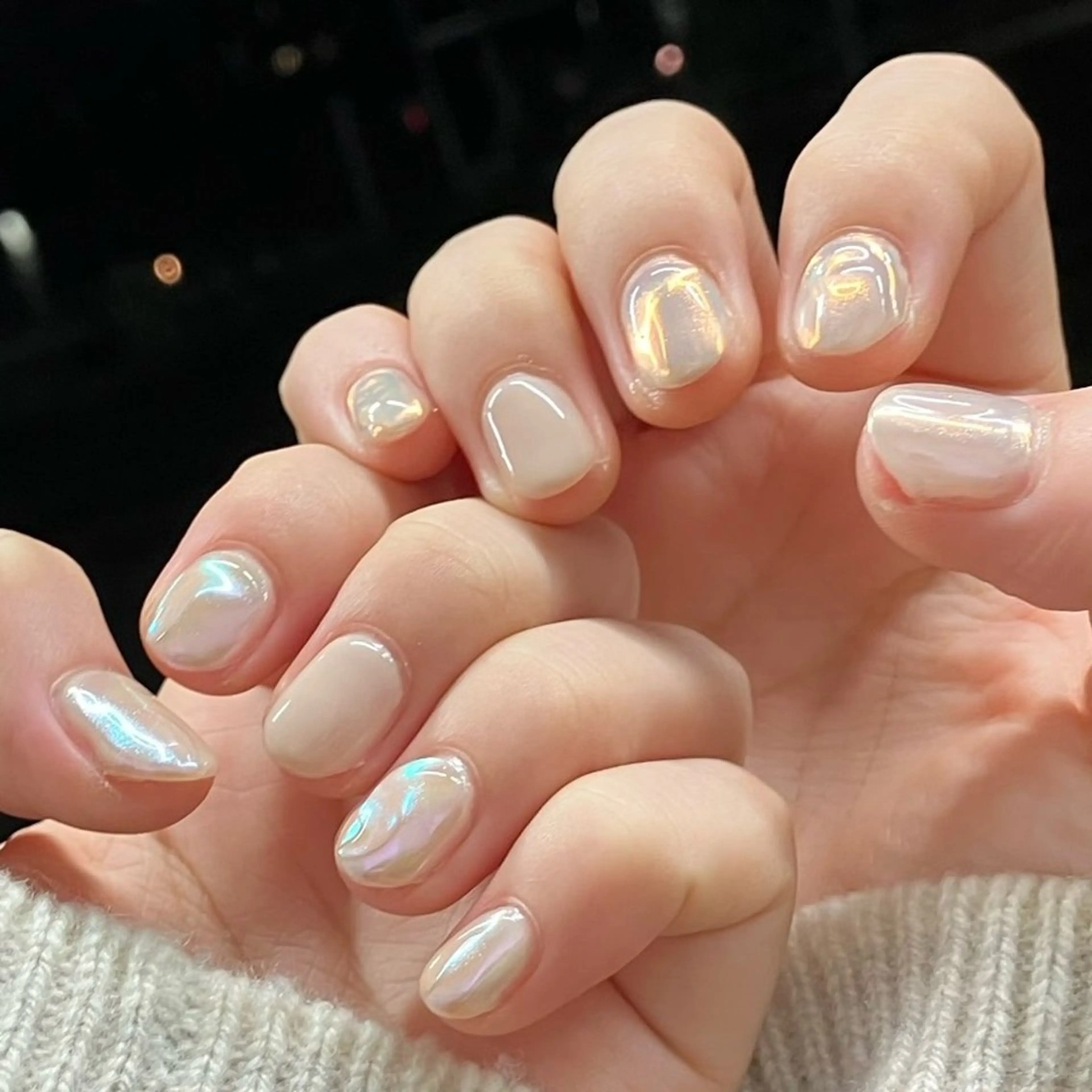 ネイル オーロラネイル nailsalon magentaのネイルデザイン