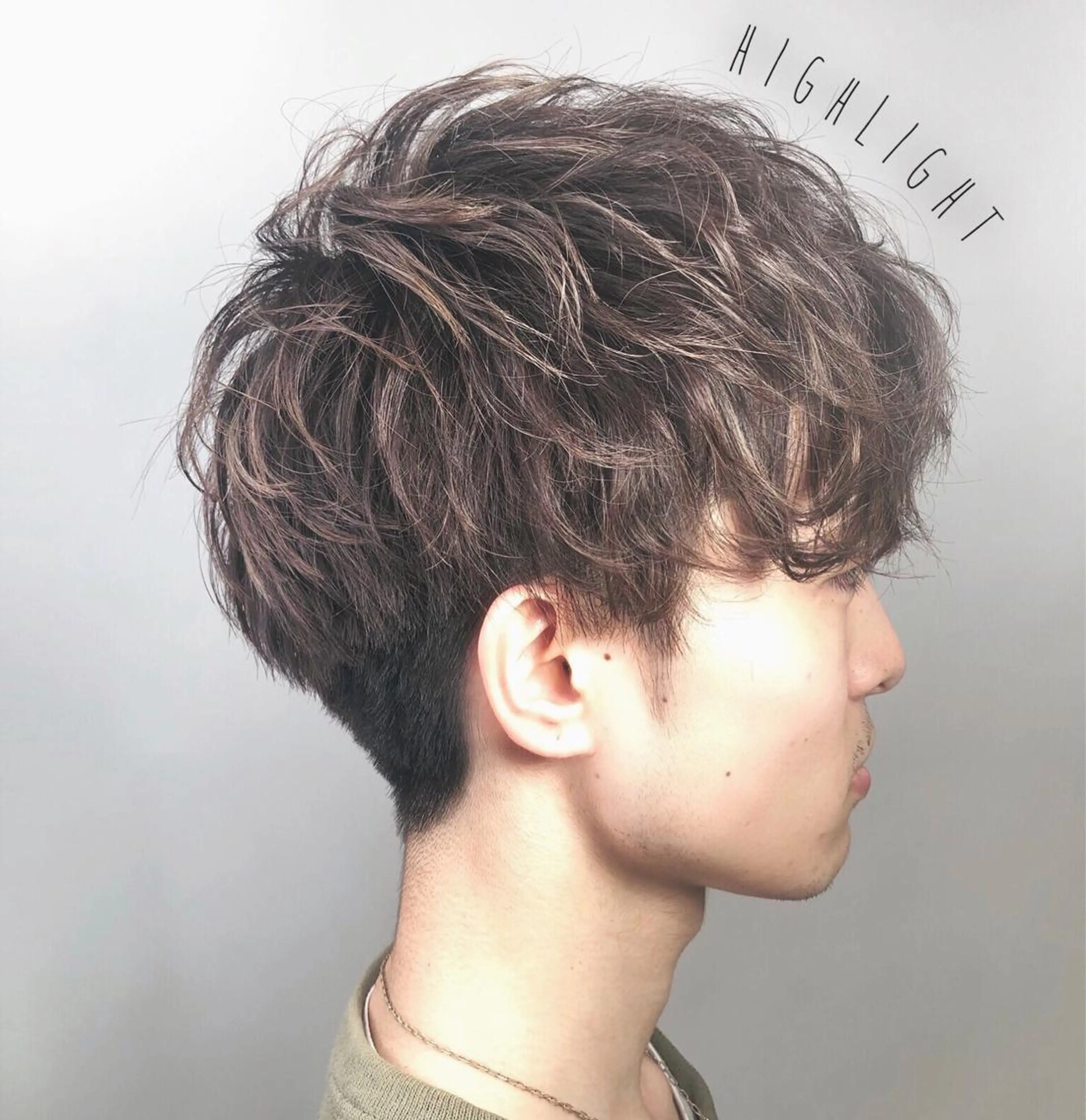 ショート カラー メンズ メンズハイライト ハイライトカラー ハイライト 高橋胡桃🪽 ディレクターのヘアスタイル