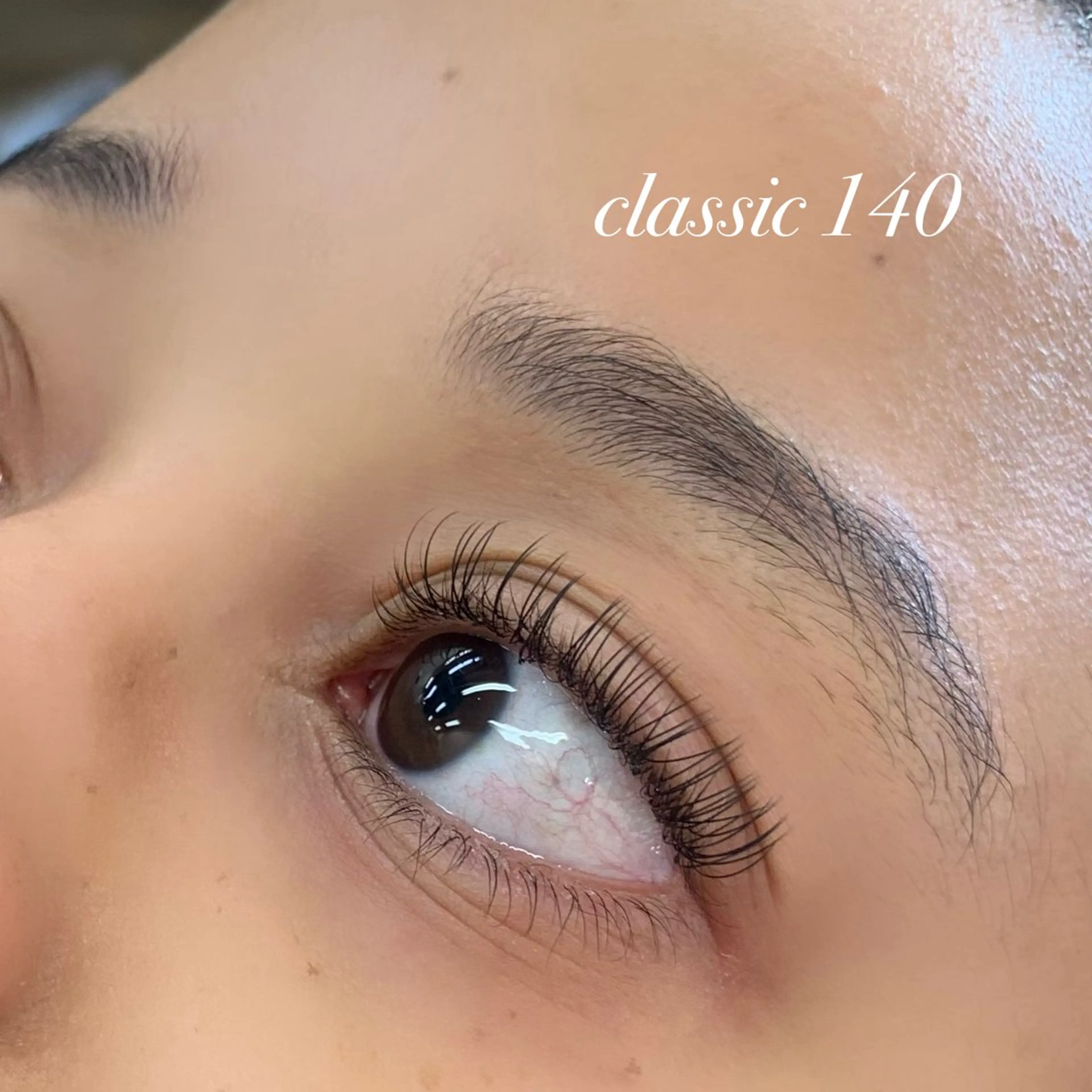 シングルラッシュ 140本の写真