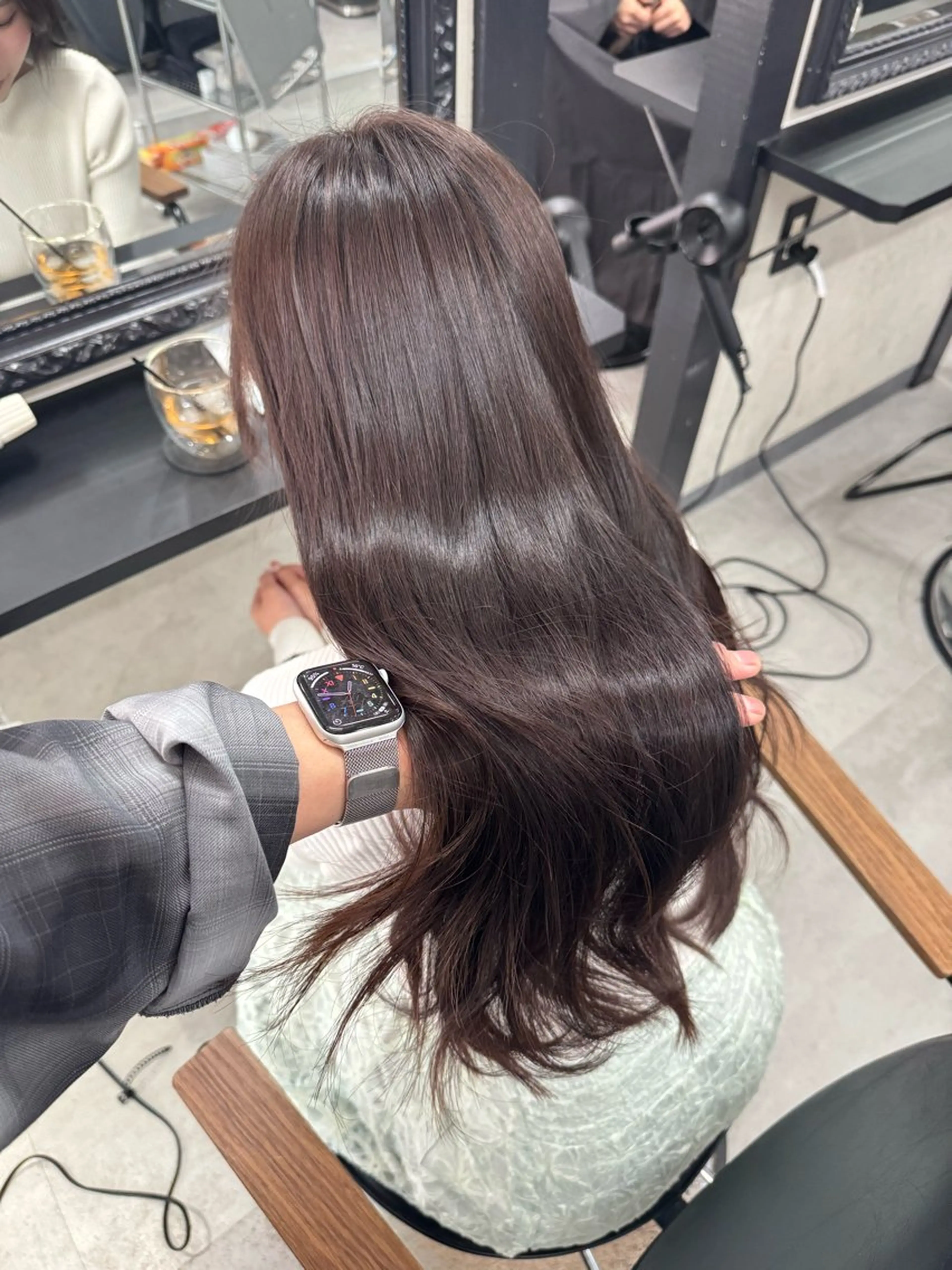 ロング カラー 安田 愛琉のヘアスタイル