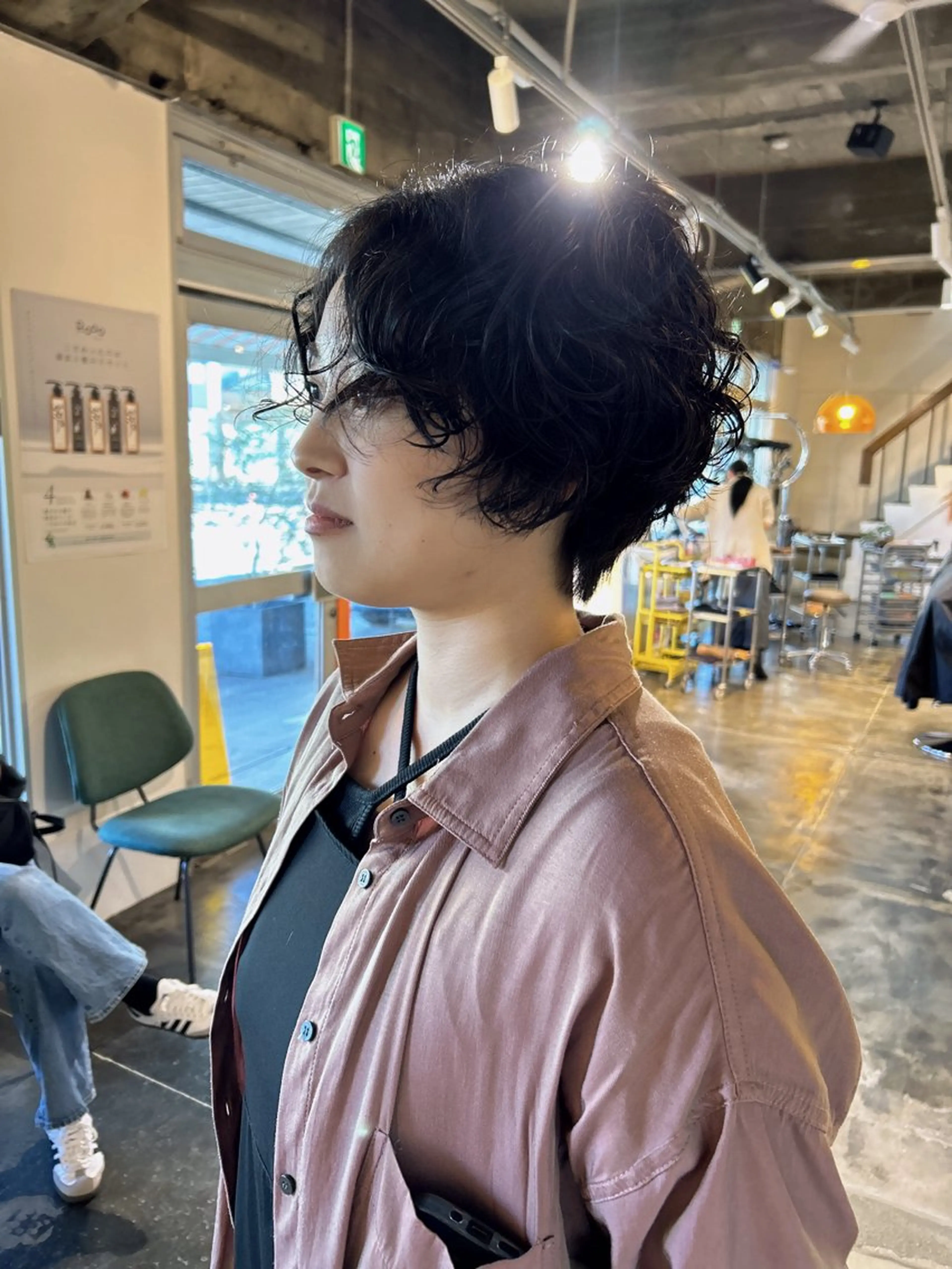 ショート ショートヘア パーマ 透明感カラー 暖色shihoのヘアスタイル
