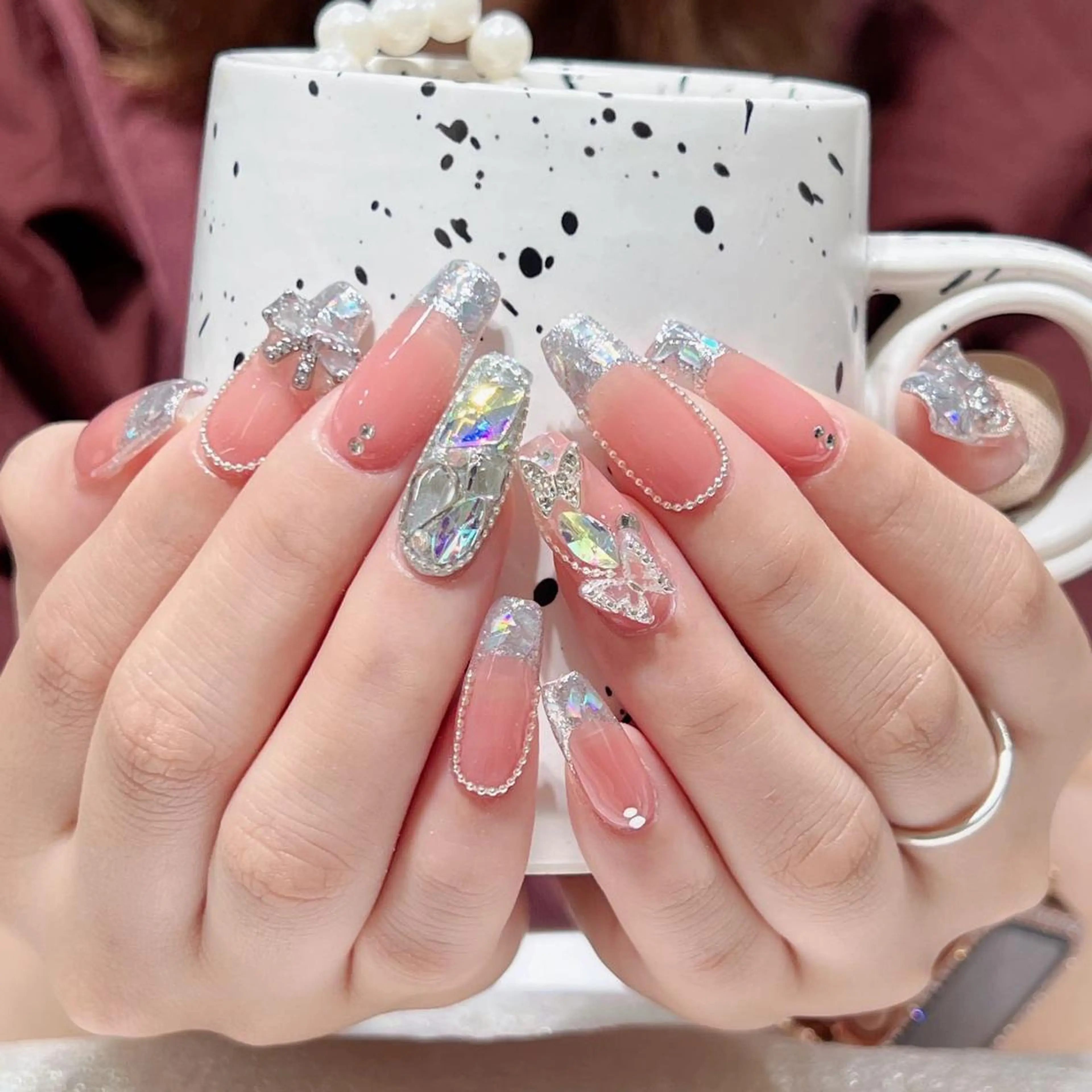ネイル ハンドネイル Queens 榊 まおのネイルデザイン