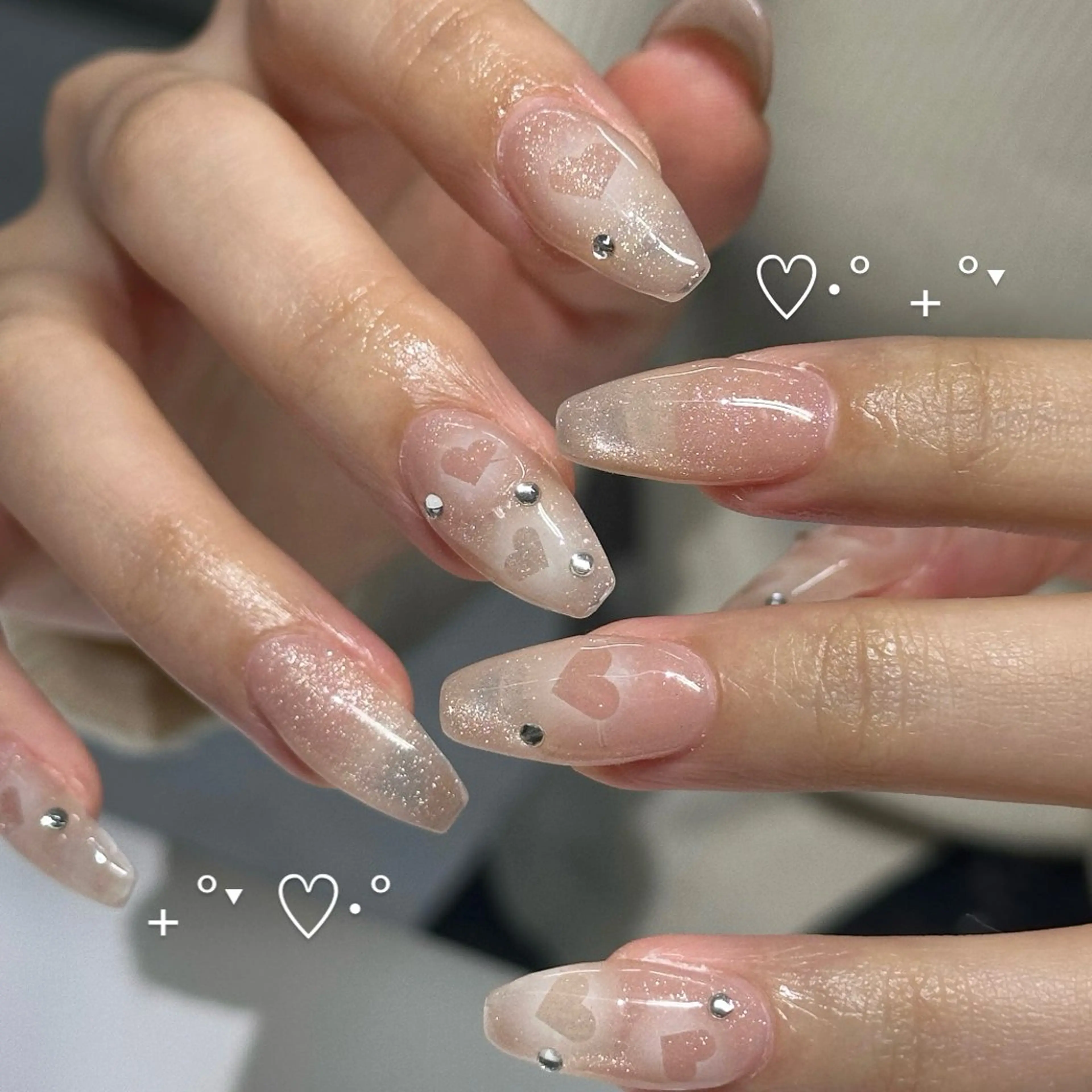 ネイル マグネットネイル ハンドネイル WOLTOKYO yunaのネイルデザイン