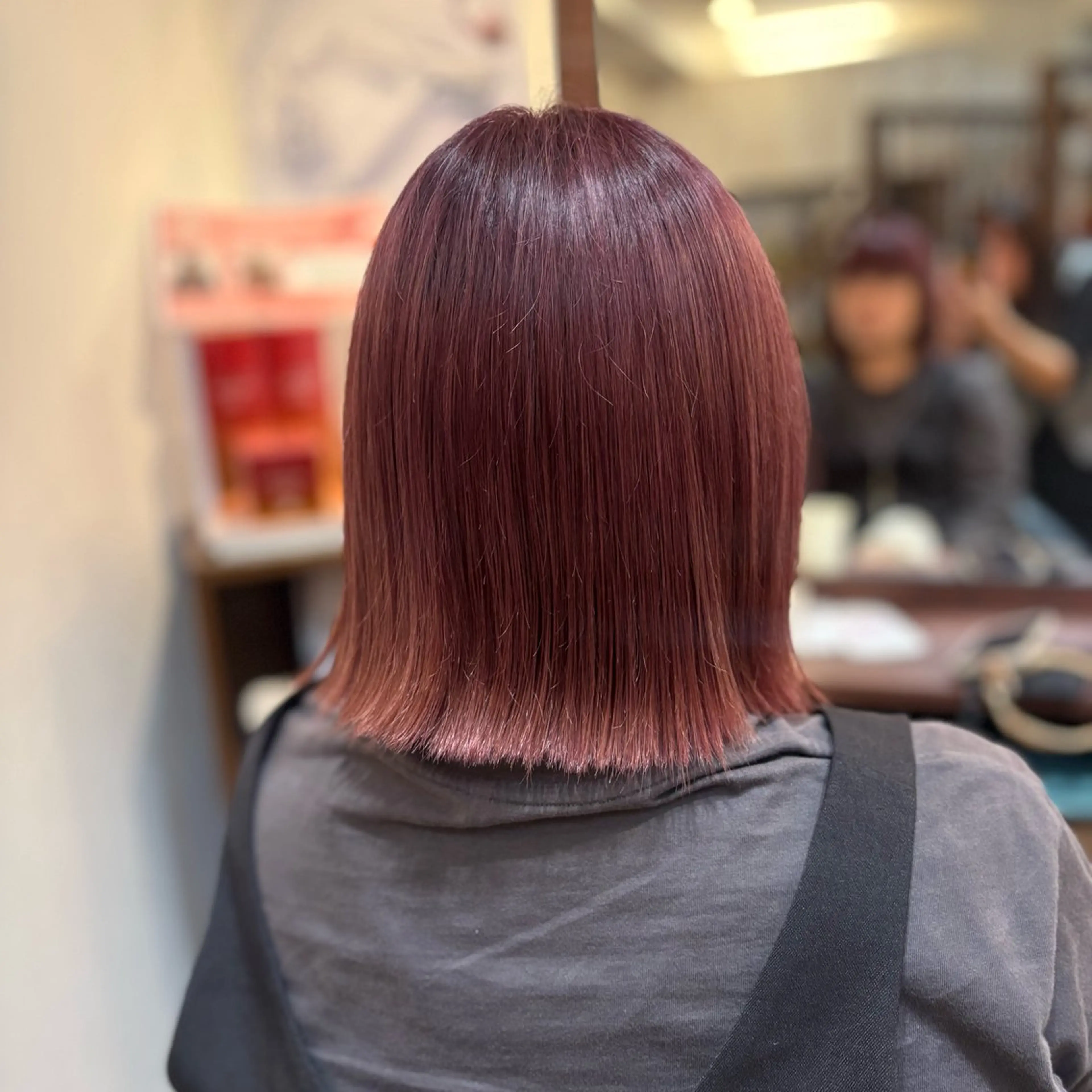 ミディアム カット ヘアカラー トリートメント MOLLASALON 浅香山店所属・艶髪✨美髪✨ 辻桃加のヘアスタイル