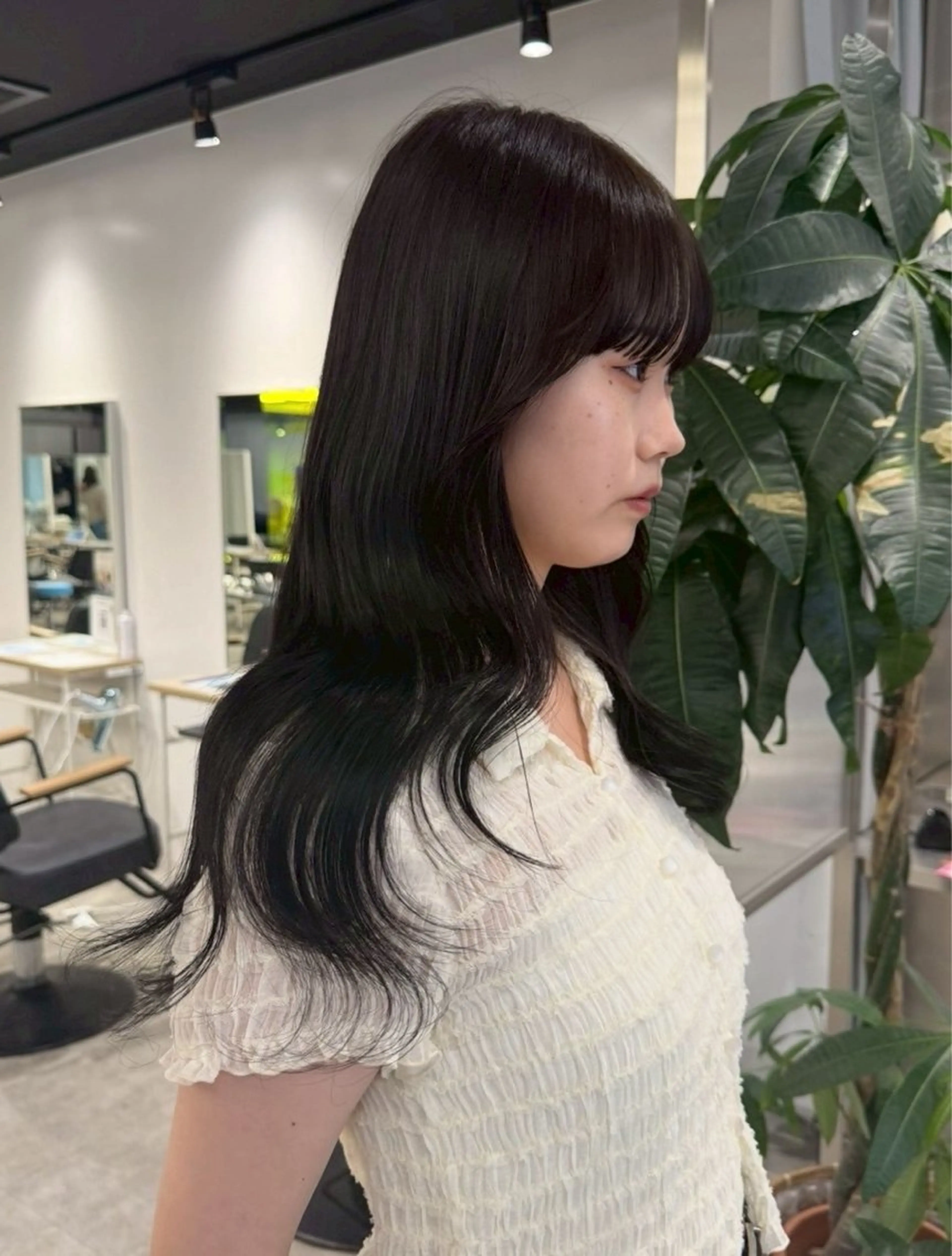 カラー ブリーチ ケアブリーチ デザインカラー ダブルカラー イヤリングカラー ヘアカラー トリートメント 八王子/レイヤー/ ハイトーン/バッサーのヘアスタイル