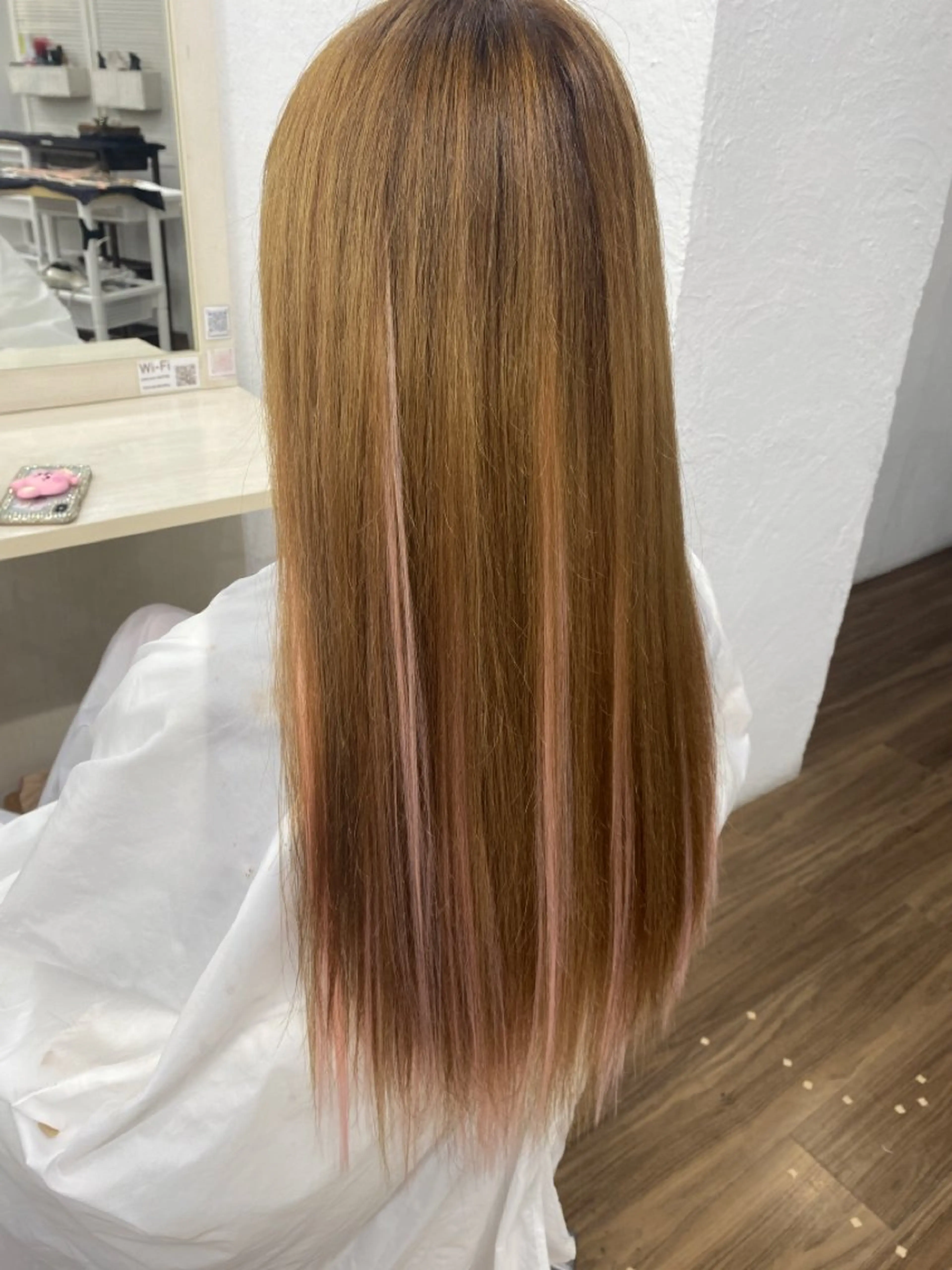 ロング カラー バレイヤージュ ハイライトカラー エクステ ハイライト レイヤーカット エクステ GLOSS 心斎橋 山上のヘアスタイル