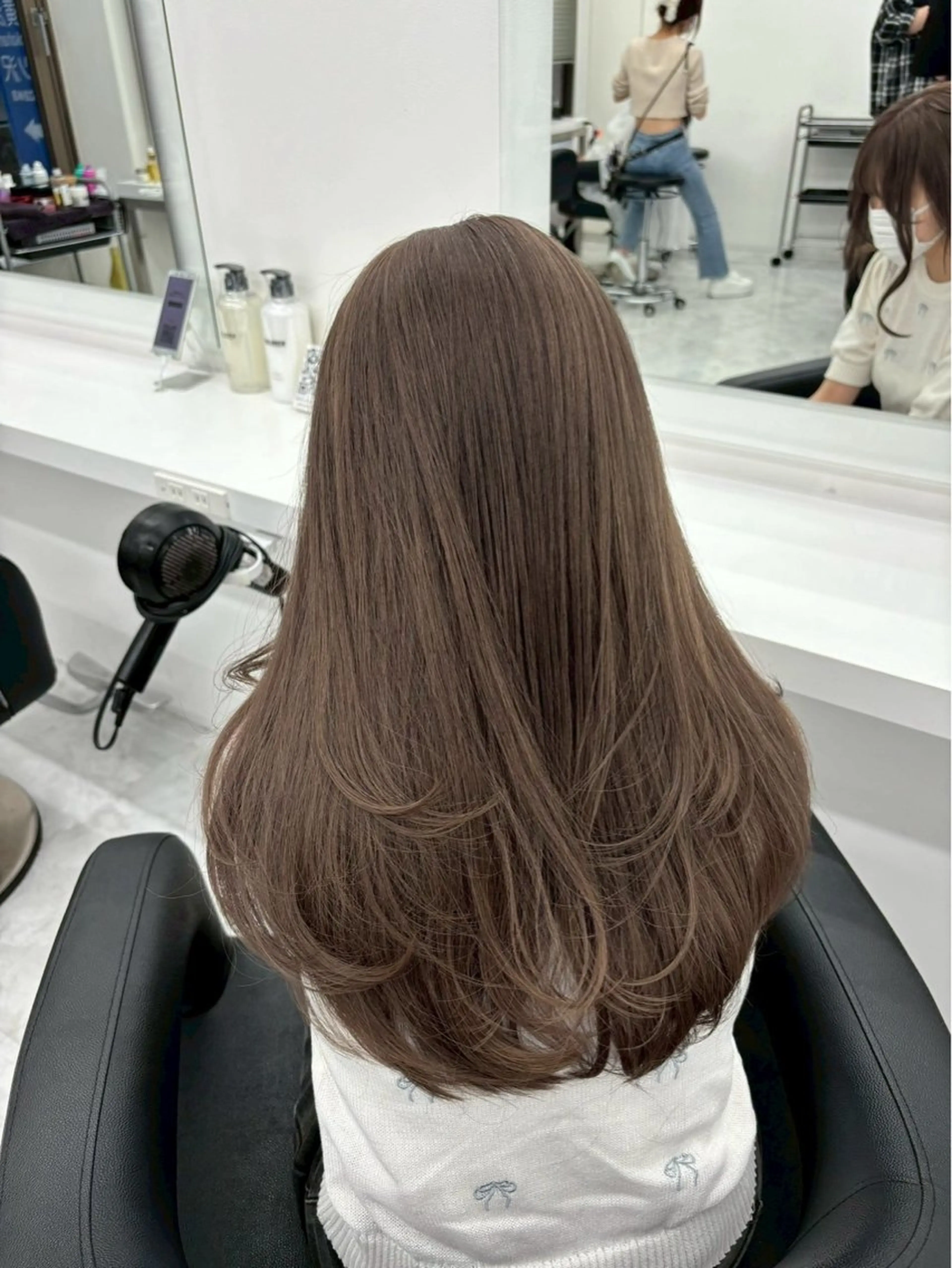 ロング ブリーチなし🫧韓国 🫧HANA🫧のヘアスタイル