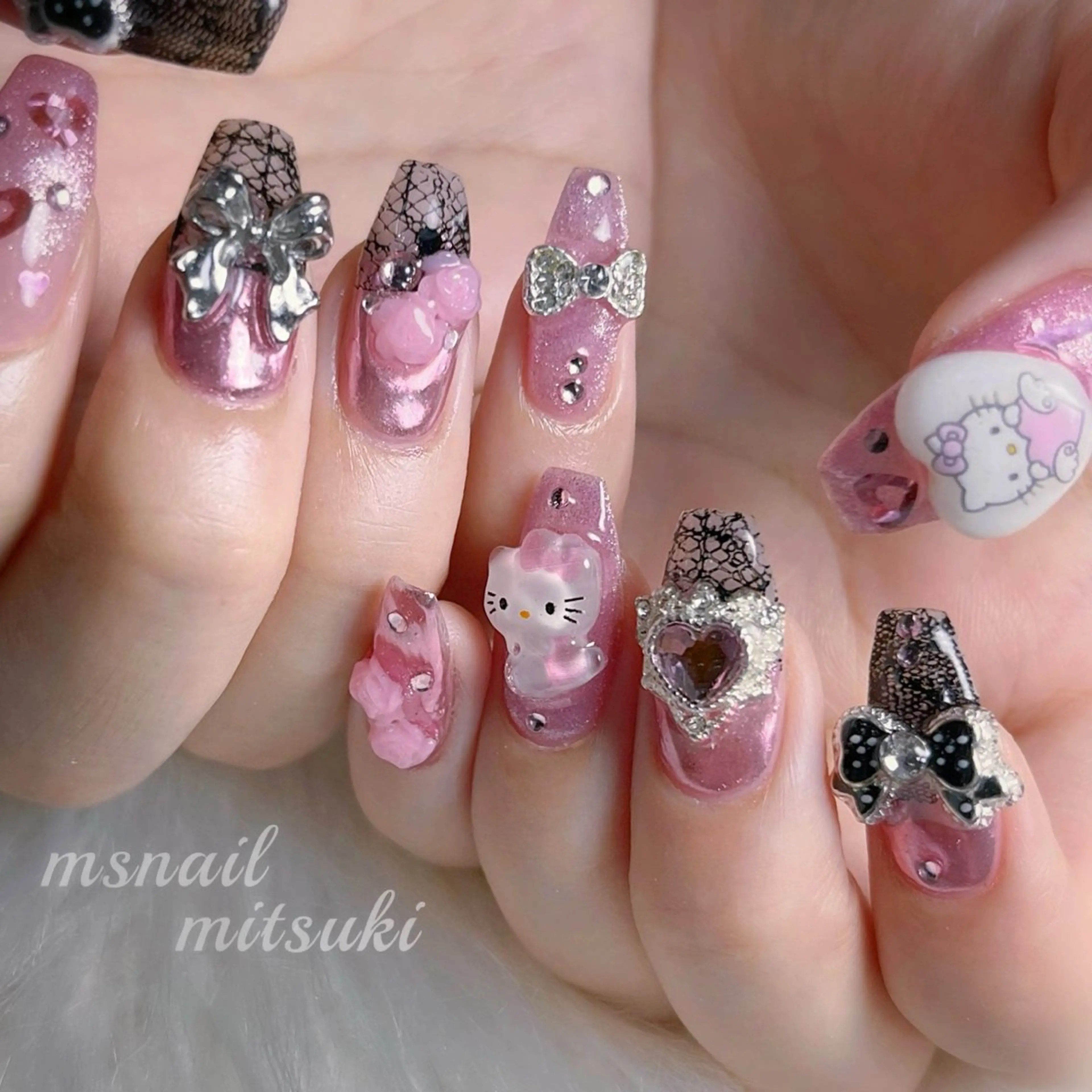 ミディアム ハンドネイル M'snail＆eye所属・mitsuki 🐬✨のネイルデザイン