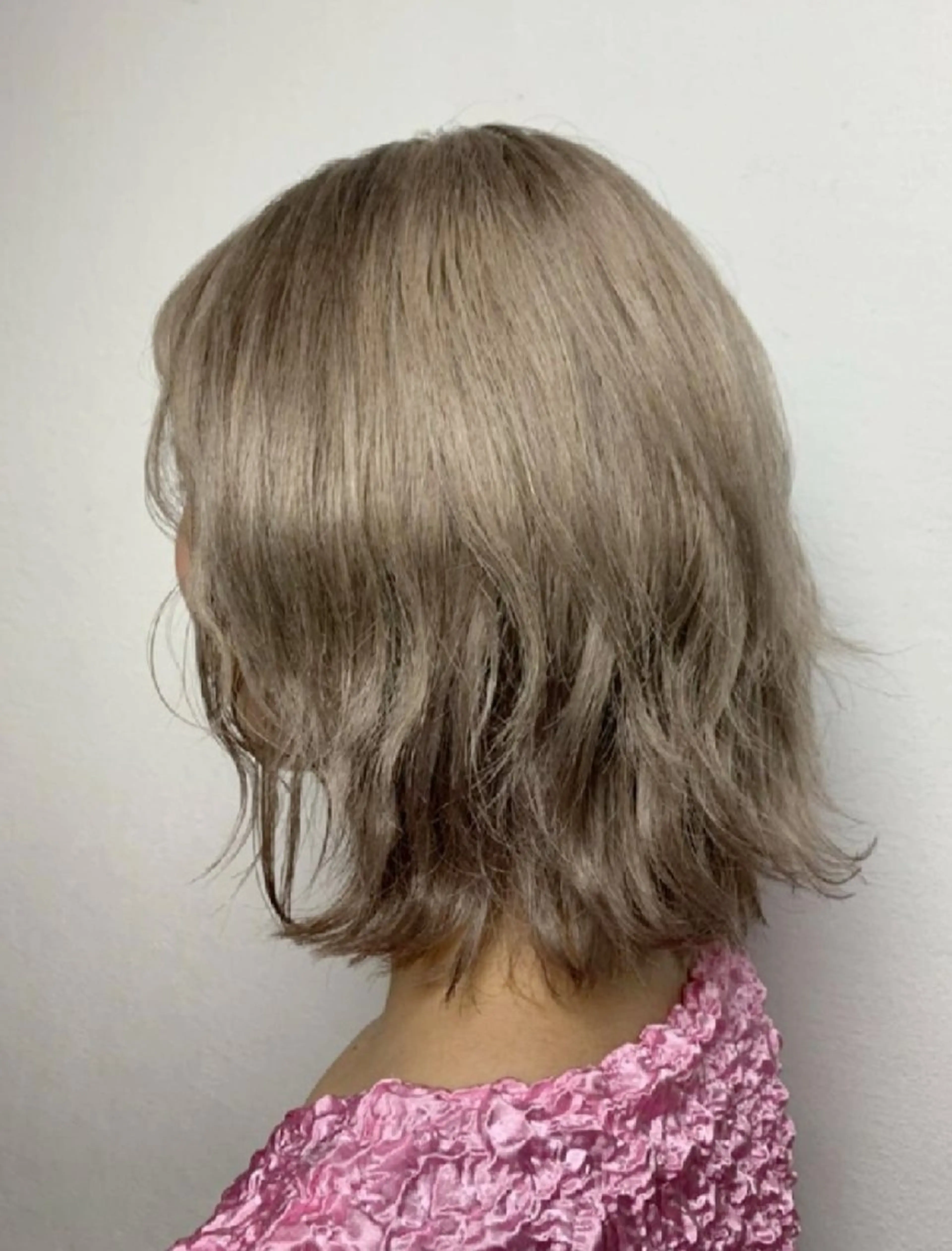 ミディアム カラー アッシュ 透明感カラー ヘアカラー 【縮毛矯正/髪質改善 カラー】yumiのヘアスタイル