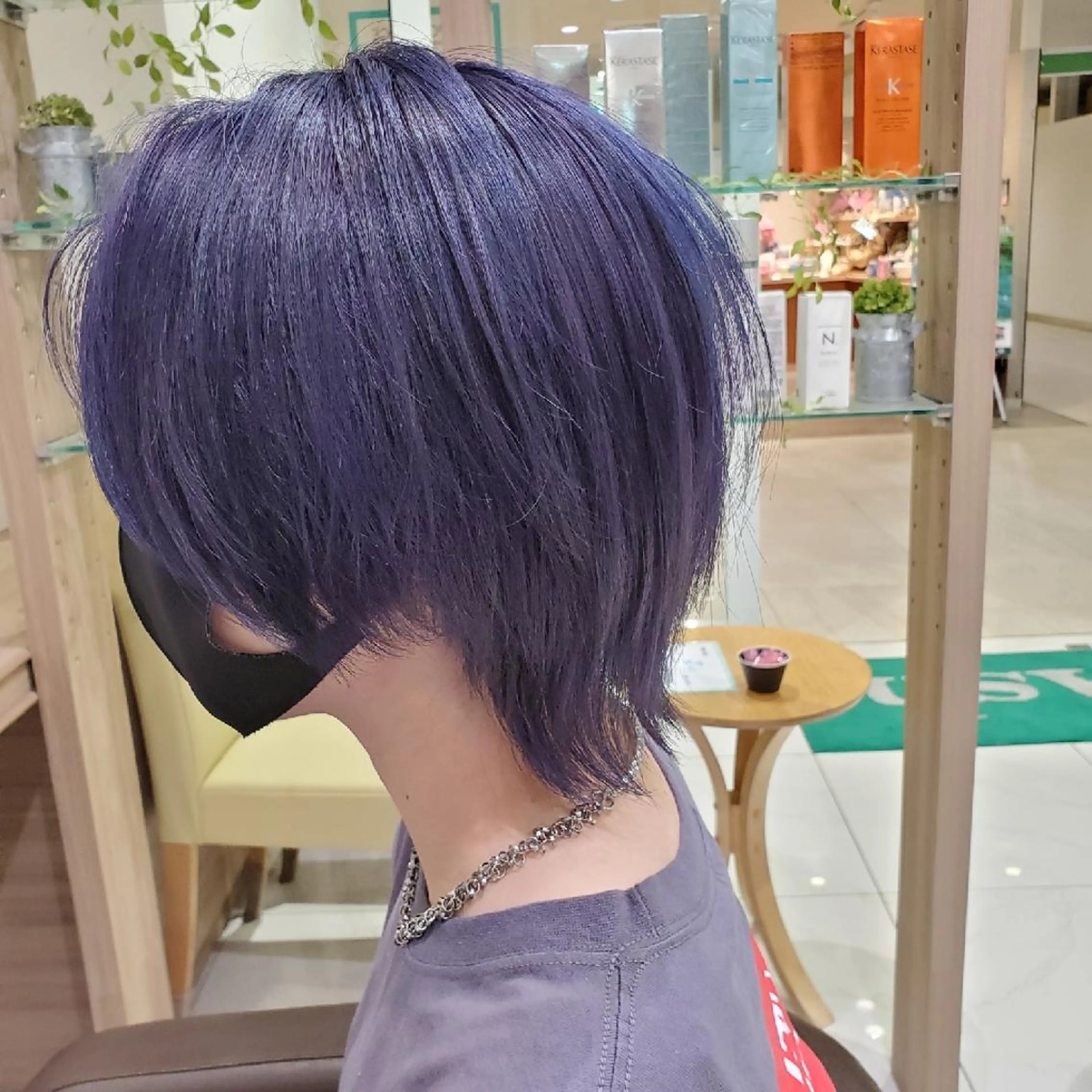 ショート カラー ブリーチ ブルーカラー ブルーラベンダー イルミナカラー ラベンダーカラー 中村 和貴のヘアスタイル