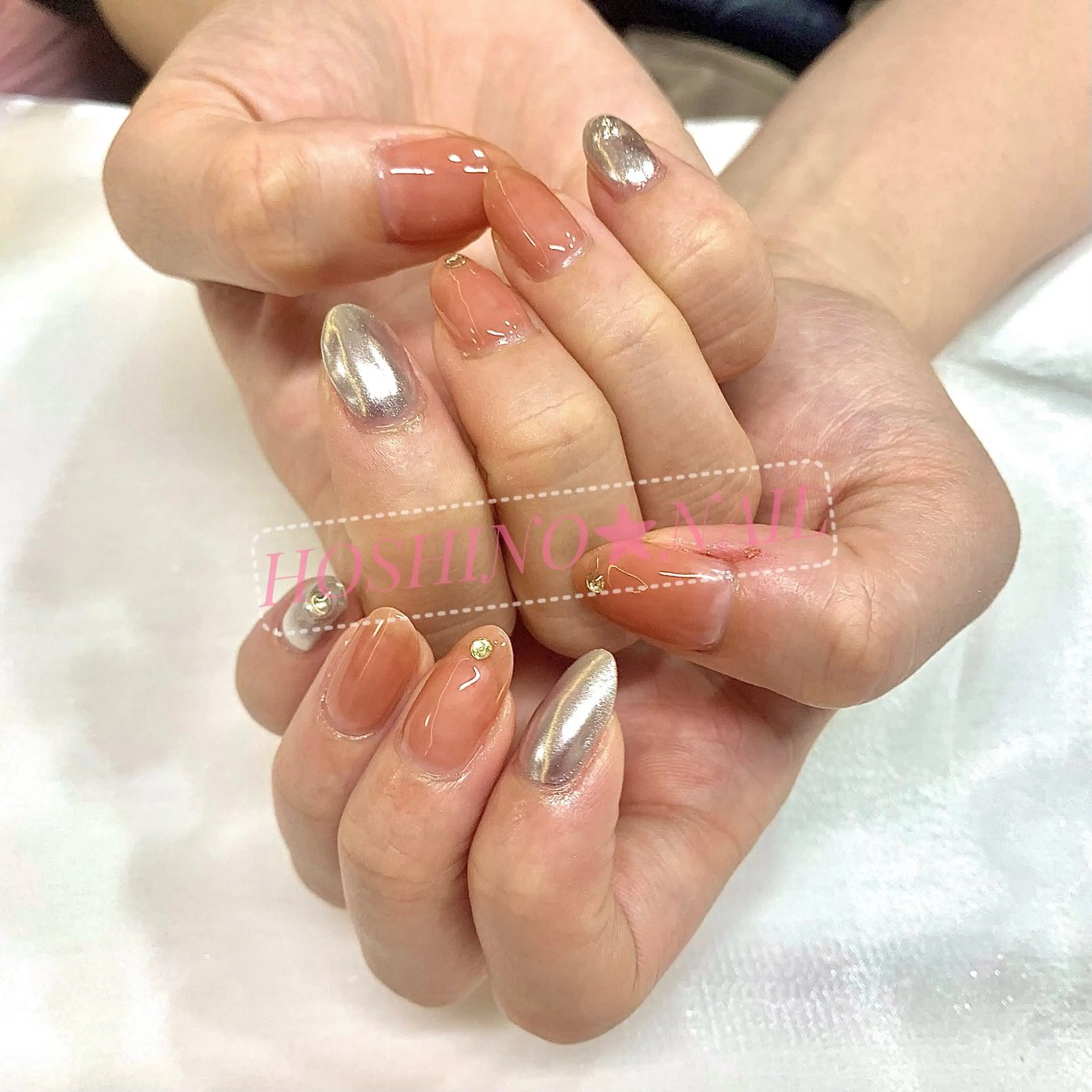 ネイル ミラーネイル シンプルネイル ハンドネイル ★HOSHINO NAIL★新宿店のネイルデザイン