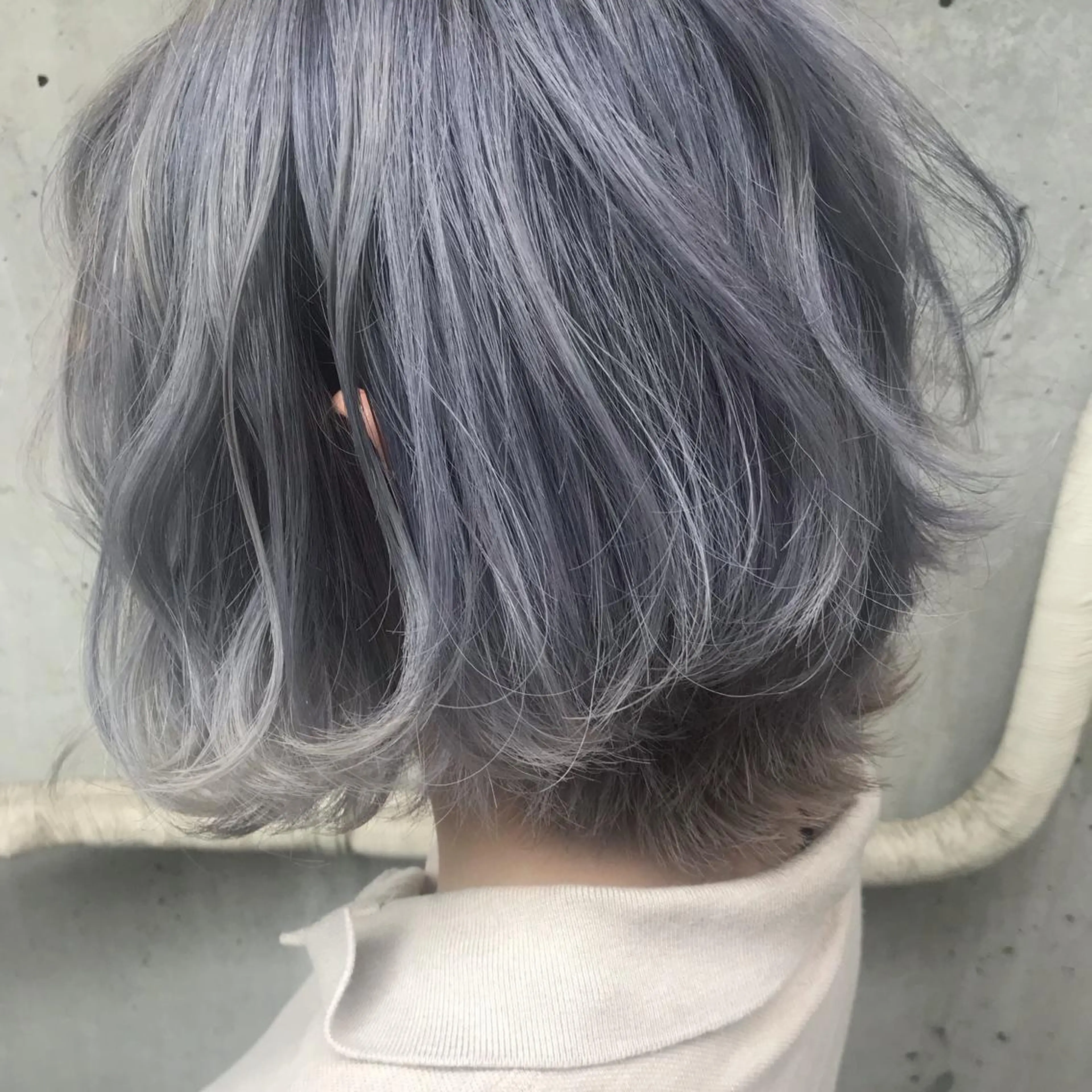 ショート カラー ヘアカラー トリートメント シンプル+αな デザインを 松崎陸のヘアスタイル
