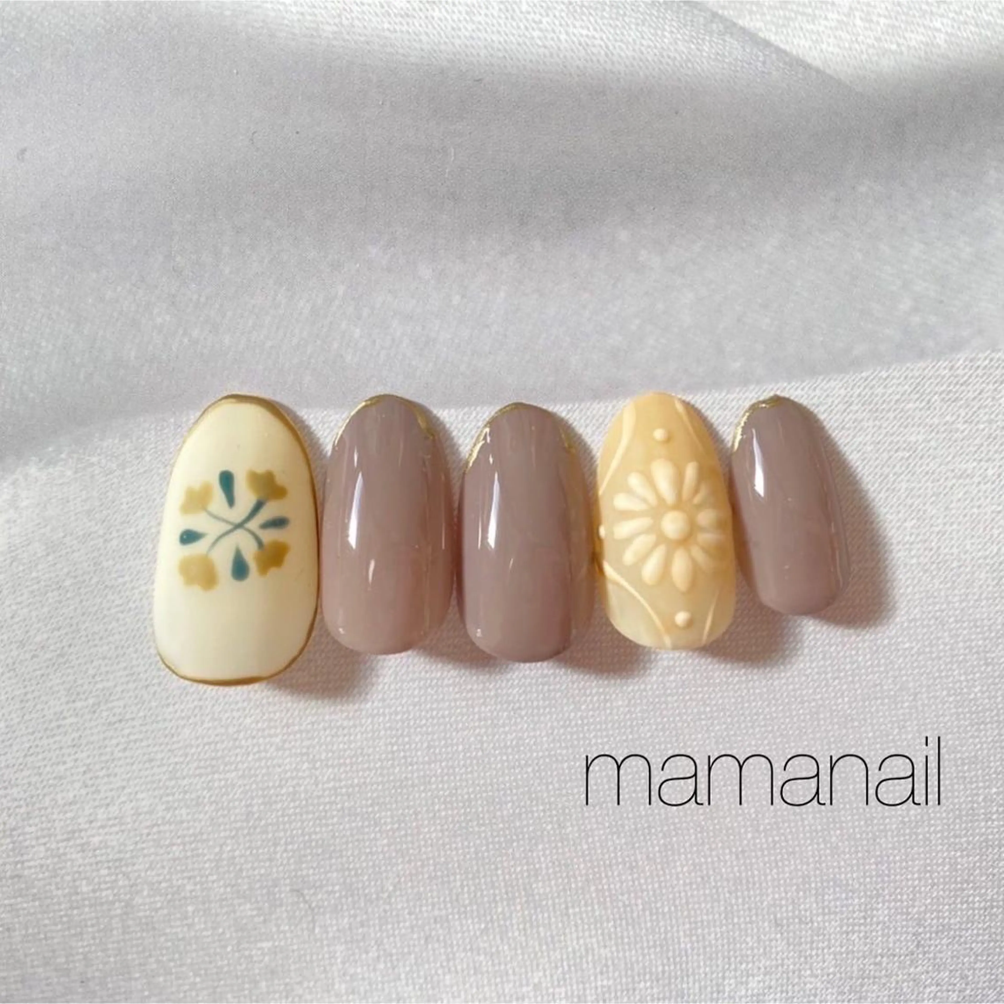 ネイル アートネイル ブルー ジェルネイル ネイルサロン mama nailのネイルデザイン