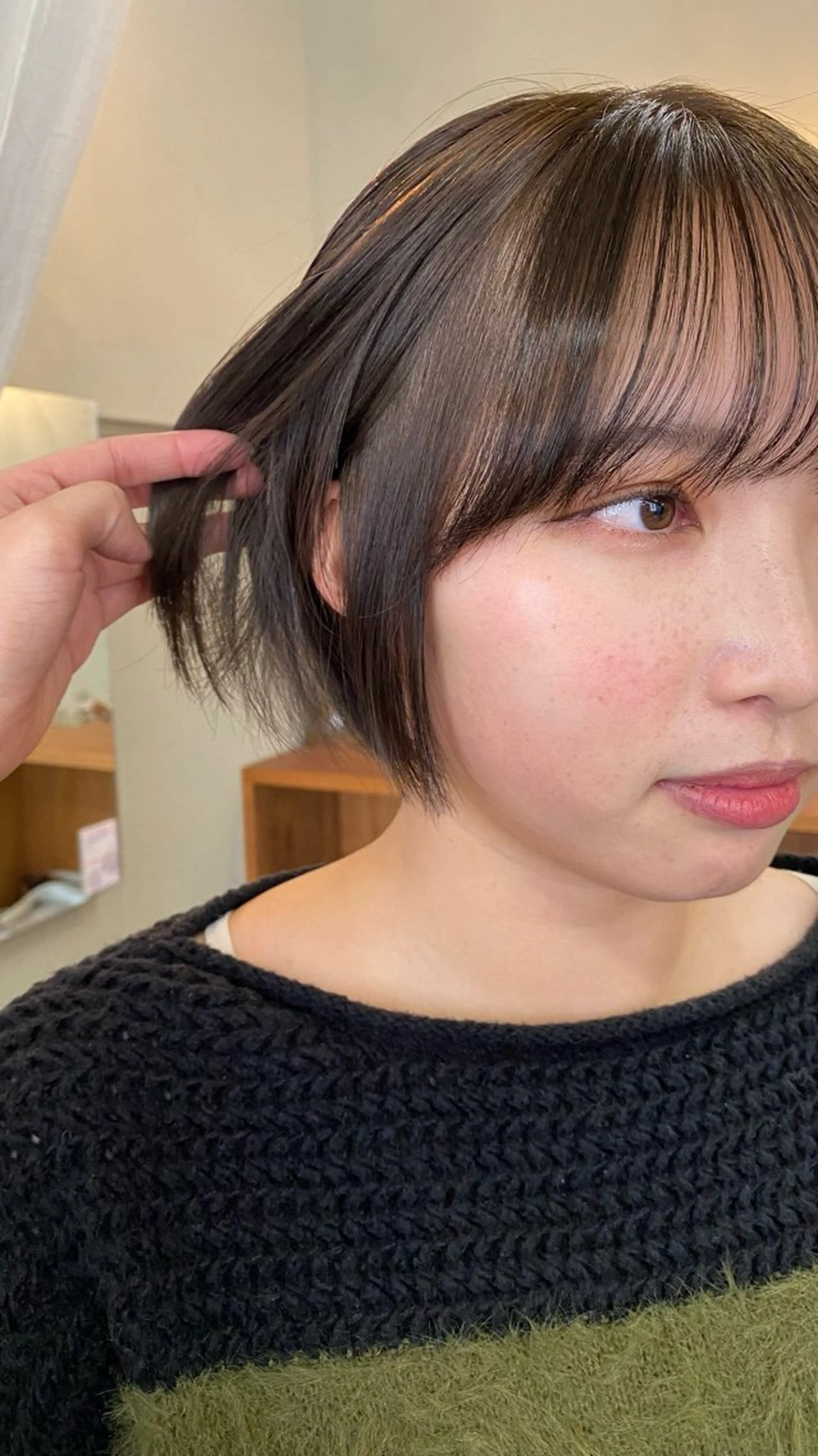 ショート カラー オリーブカラー ヘアカラー トリートメント NIKO/名古屋/ 伏見/花屋併設のヘアスタイル