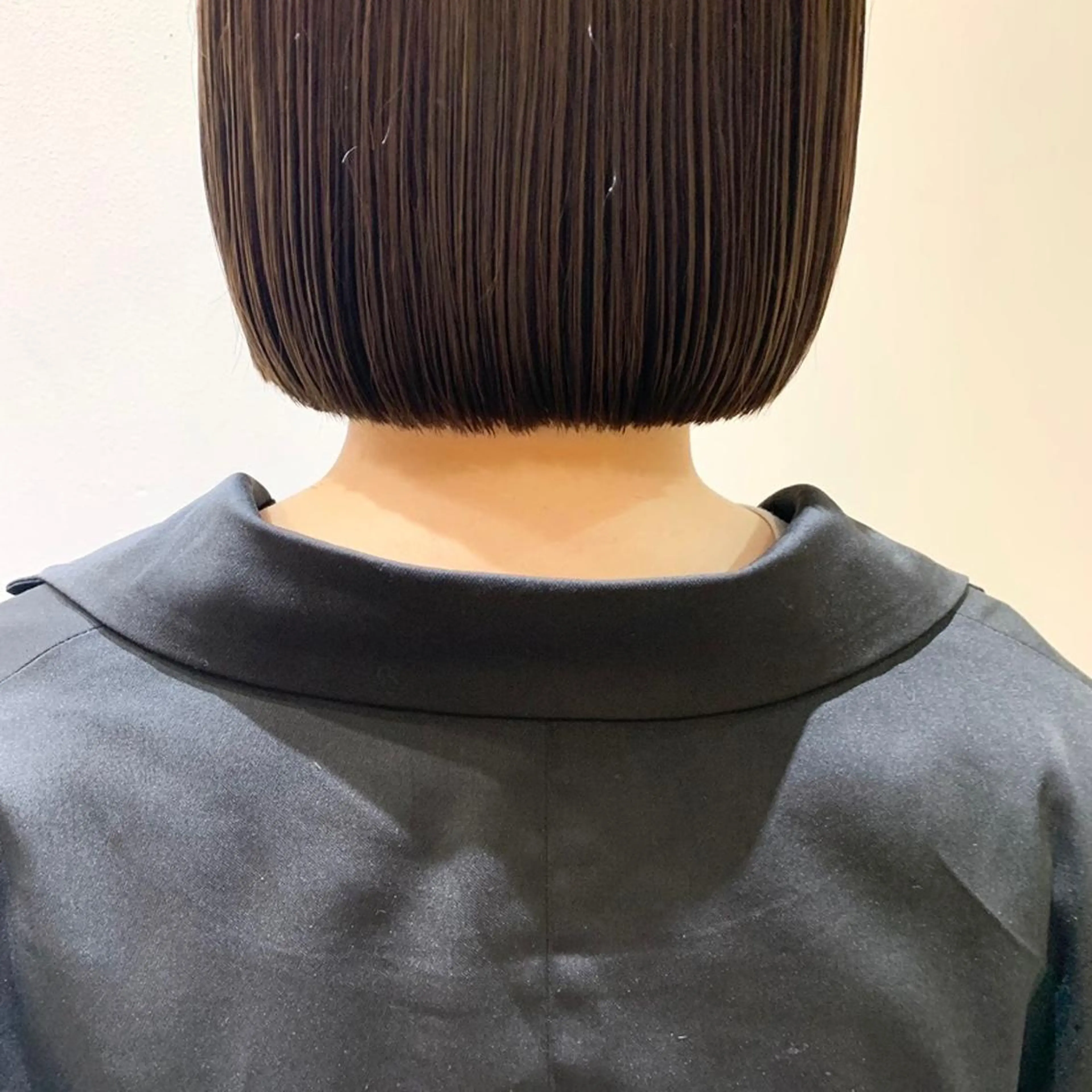 ショート カラー ボブ JYUNESU表参道所属・韓国ヘア🇰🇷🎀 透明感カラーのヘアスタイル