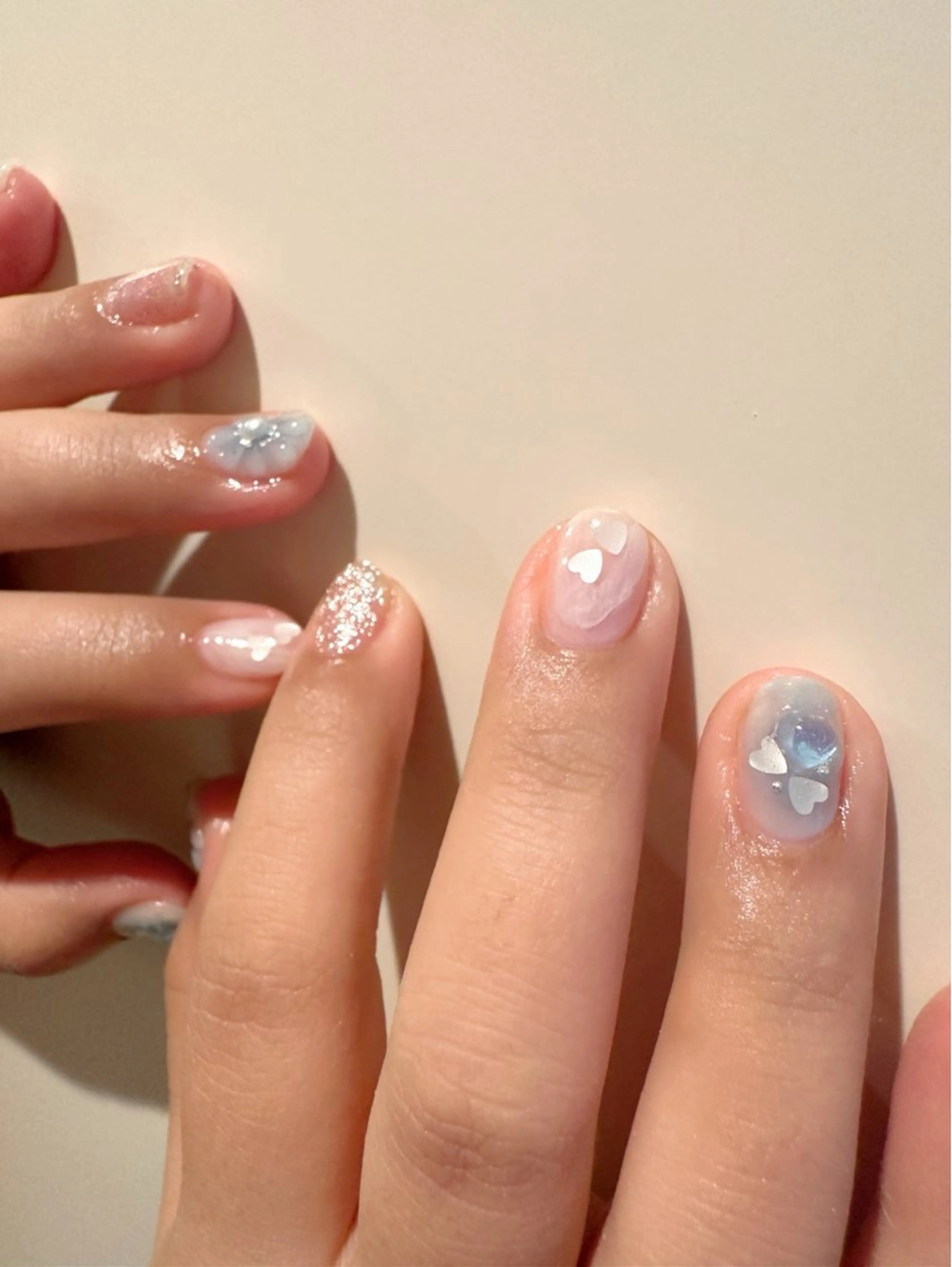 ネイル アートネイル チークネイル ハート 氷ネイル・うるうるネイル 韓国ネイル 🪞KAPE NAIL 🪞のネイルデザイン