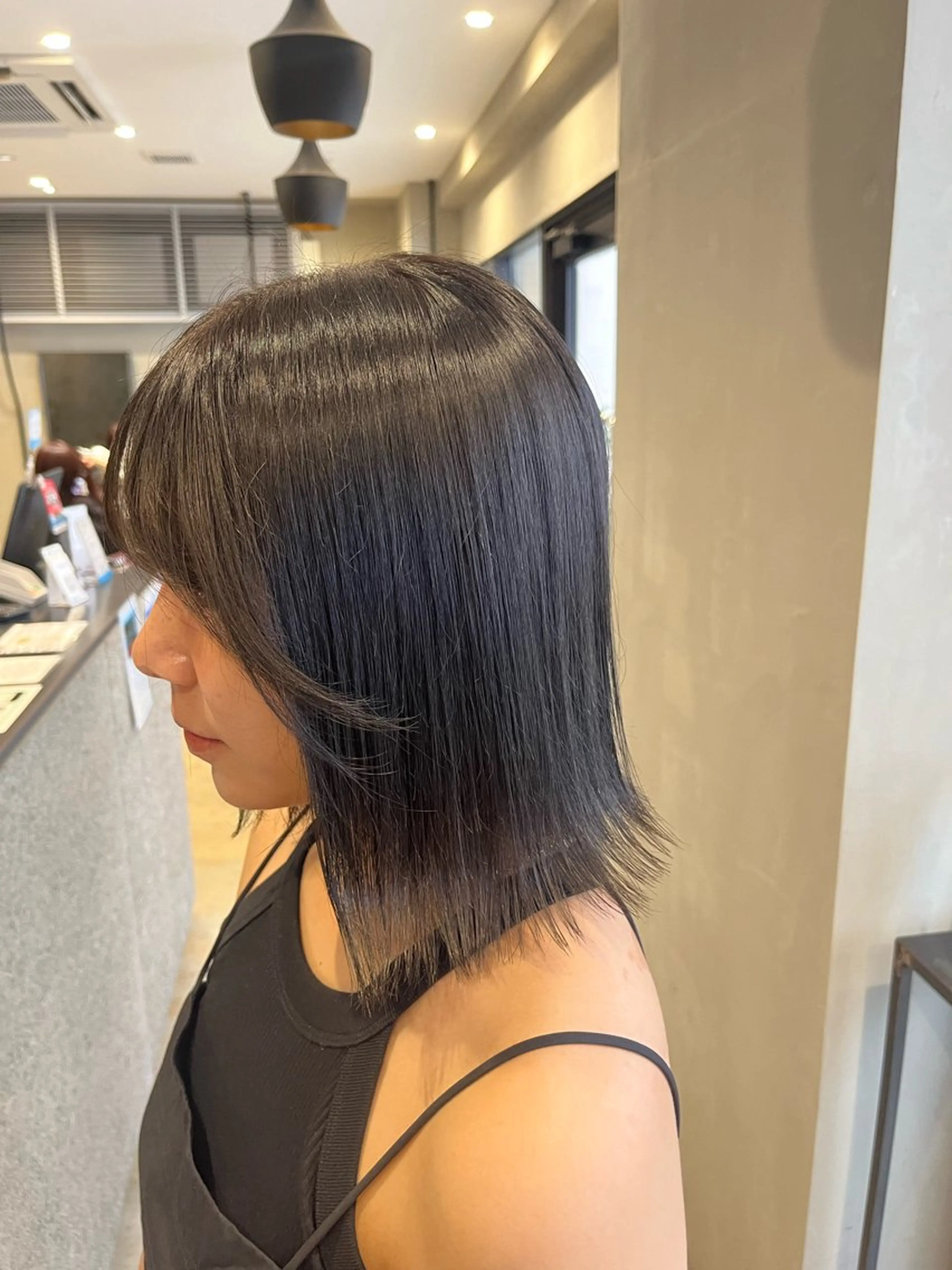 ショート カラー ヘアアレンジ オリーブカラー ヘアカラー トリートメント みわ/博多 ブリーチ/カラーのヘアスタイル