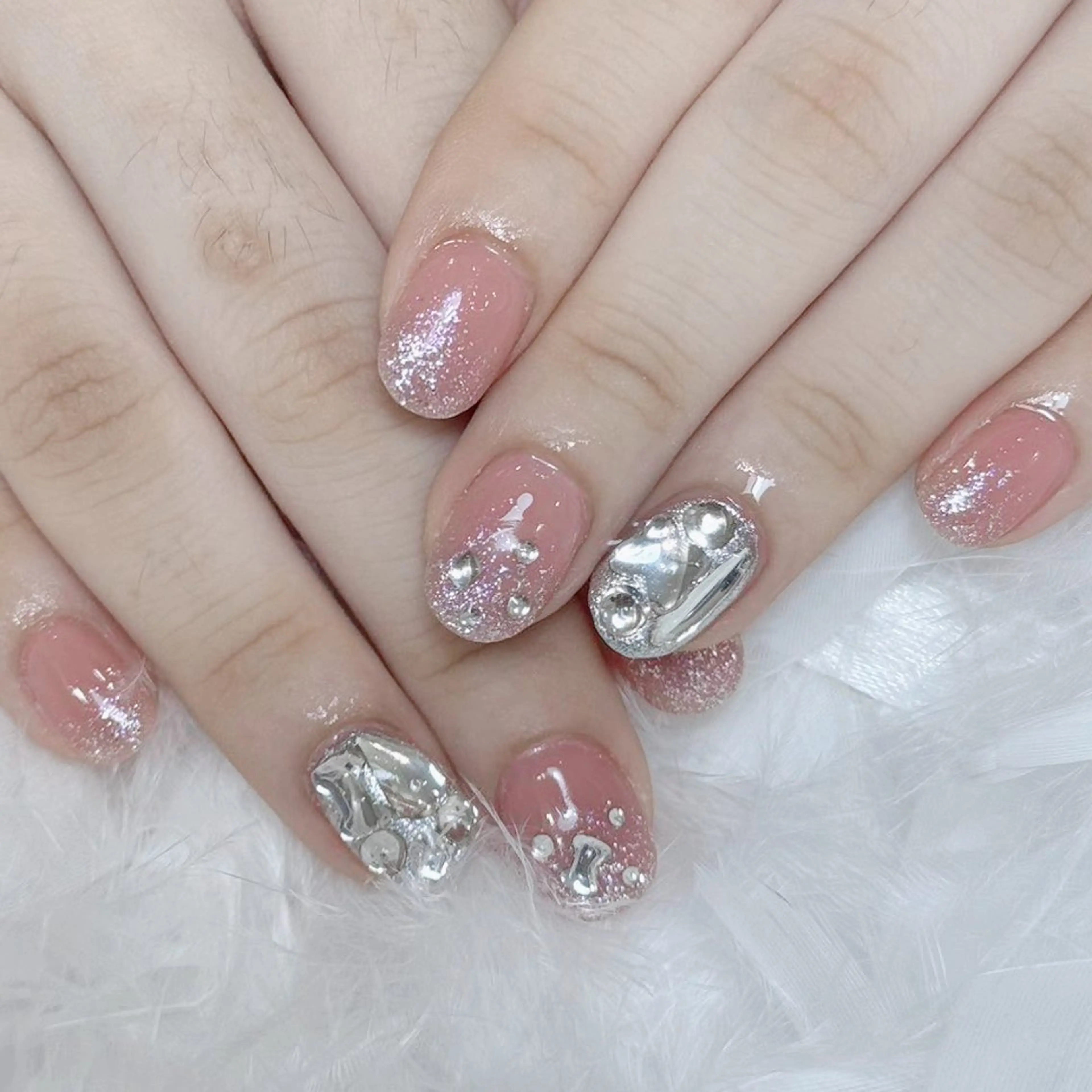 ネイル アートネイル オーロラネイル ガーリー キラキラネイル 韓国ネイル Diamond NAIL✨のネイルデザイン