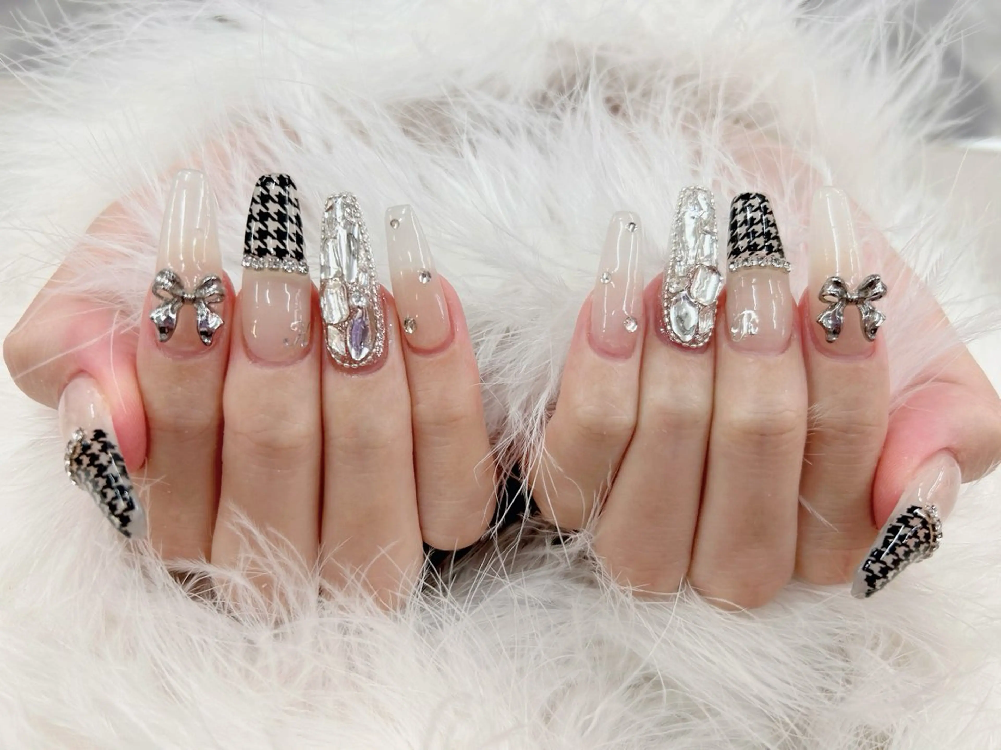 ネイル ネイルサロンクイーン 東京/新宿/大久保のネイルデザイン