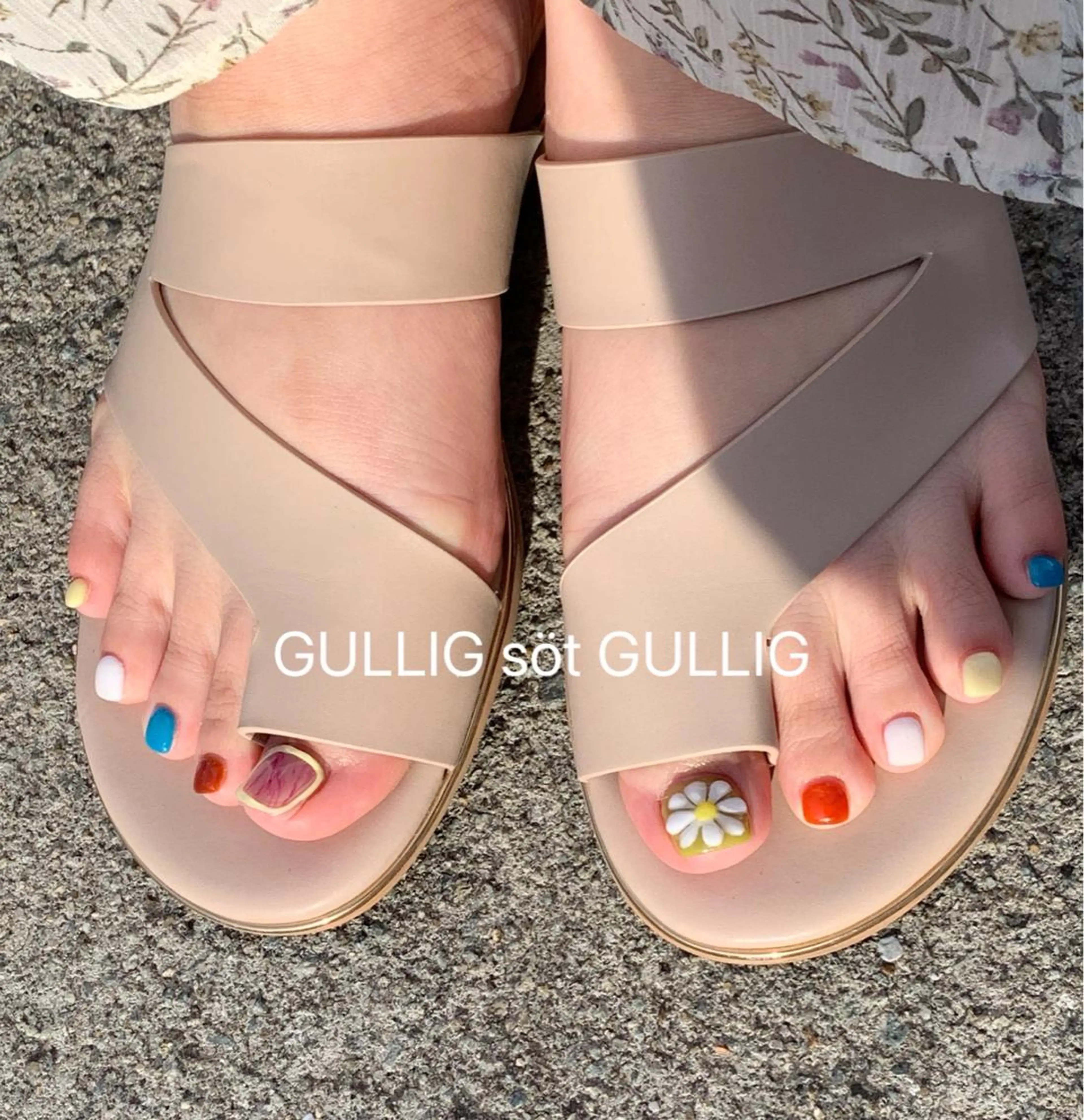 ネイル GULLIG söt GULLIGのネイルデザイン