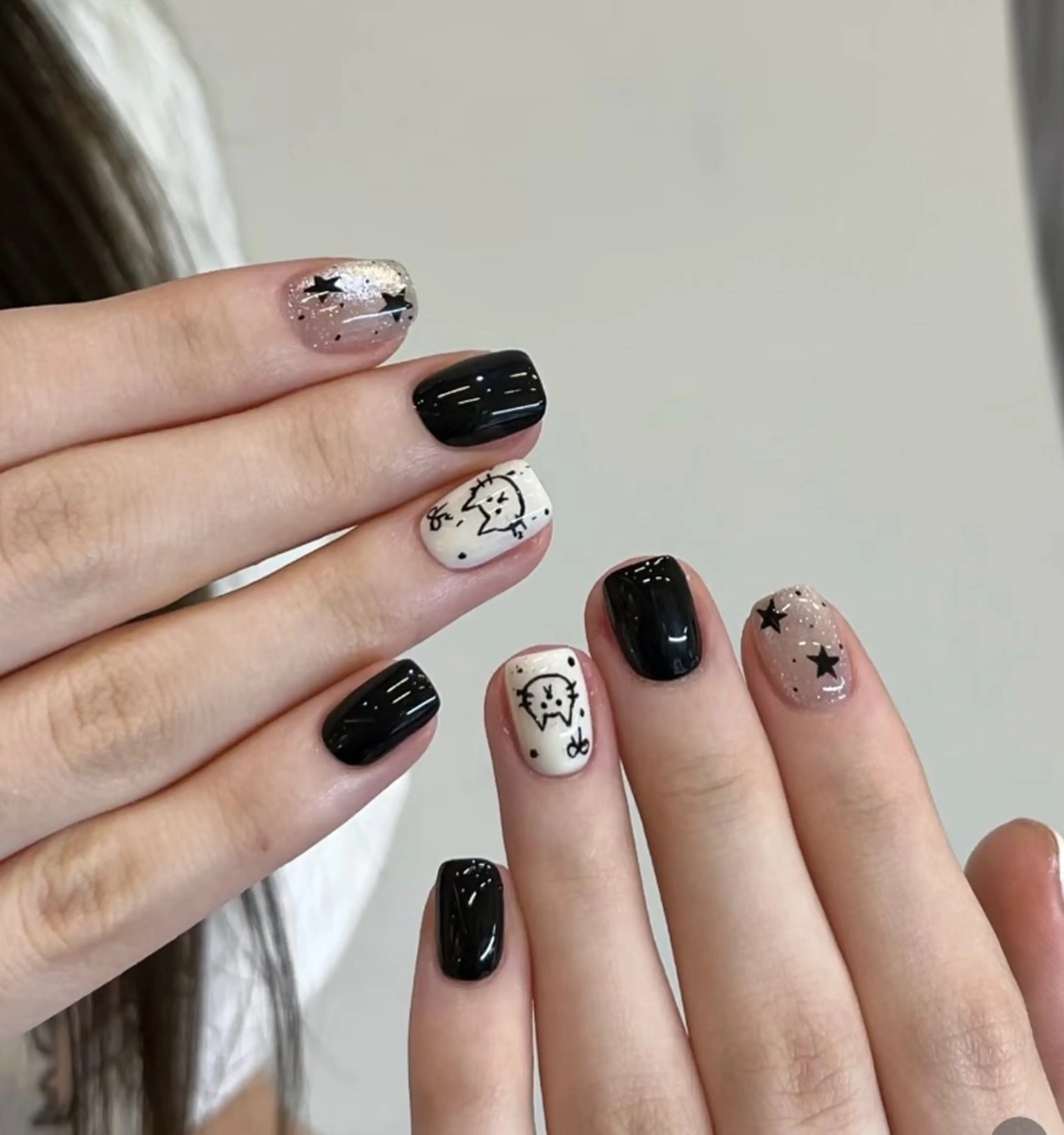 ネイル ハンドネイル ENSalon 愛佳のネイルデザイン