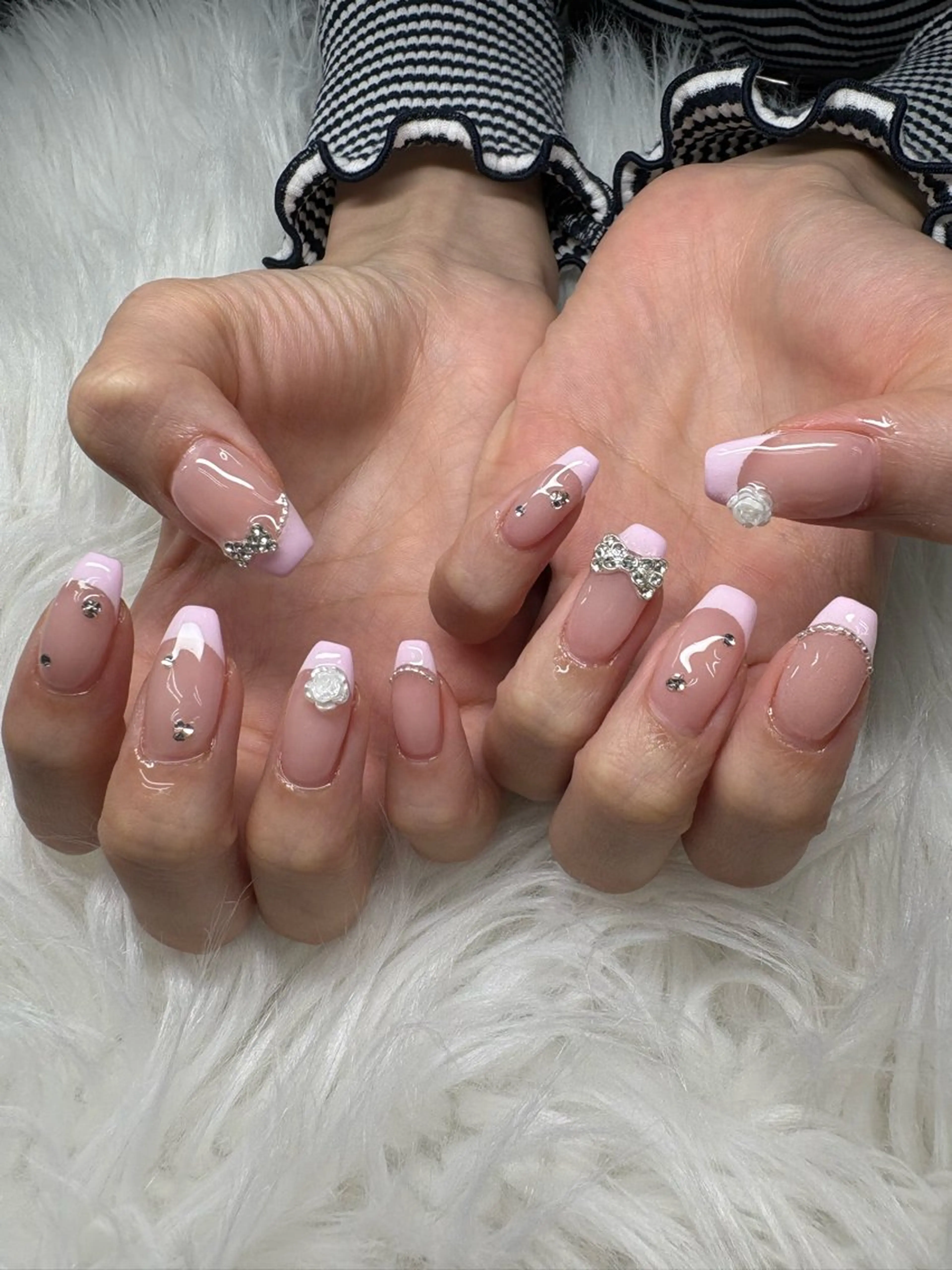 ネイル SHION  のネイルデザイン