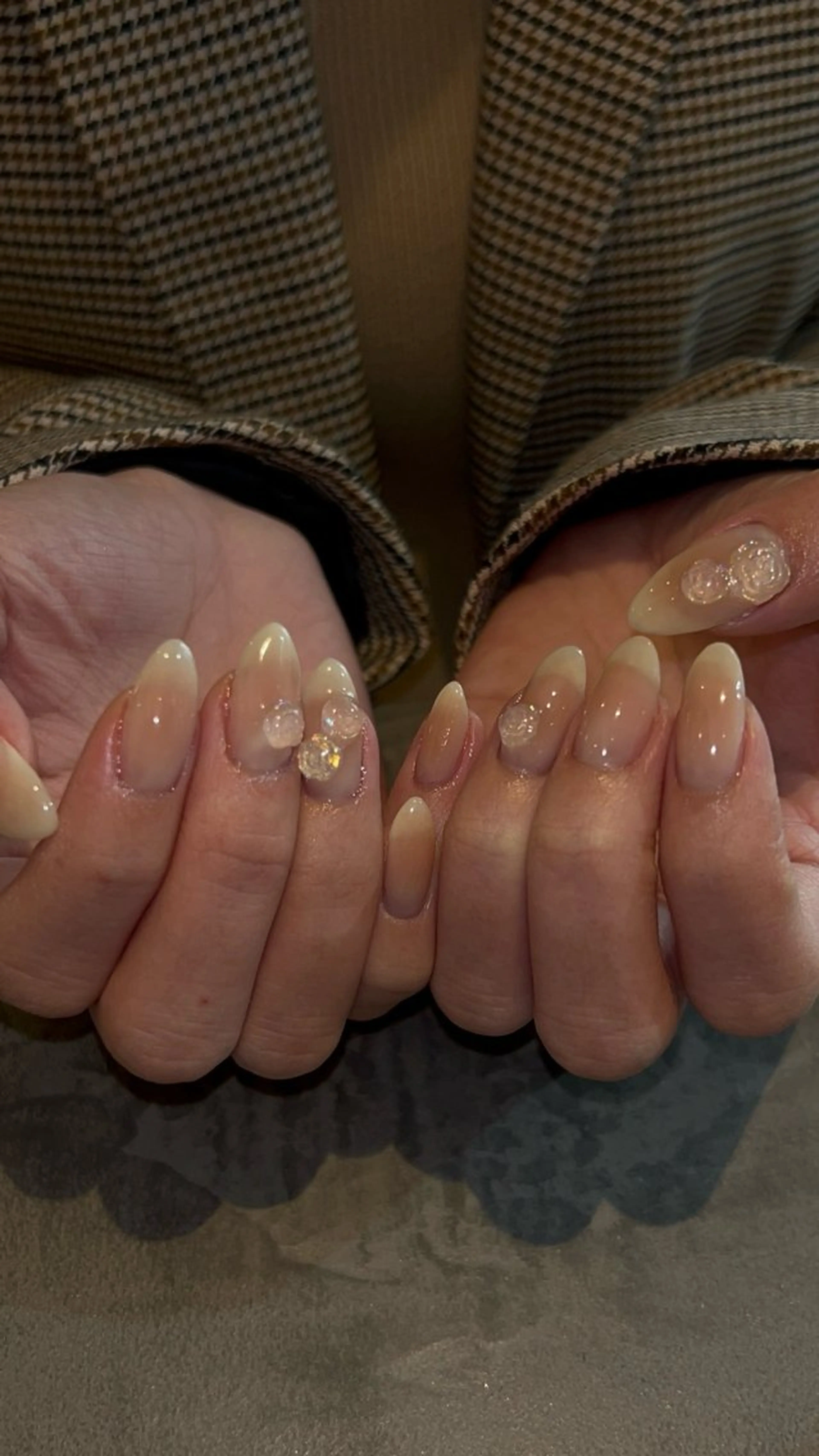 ネイル チークネイル オレンジ ハンドネイル plume. noaのネイルデザイン