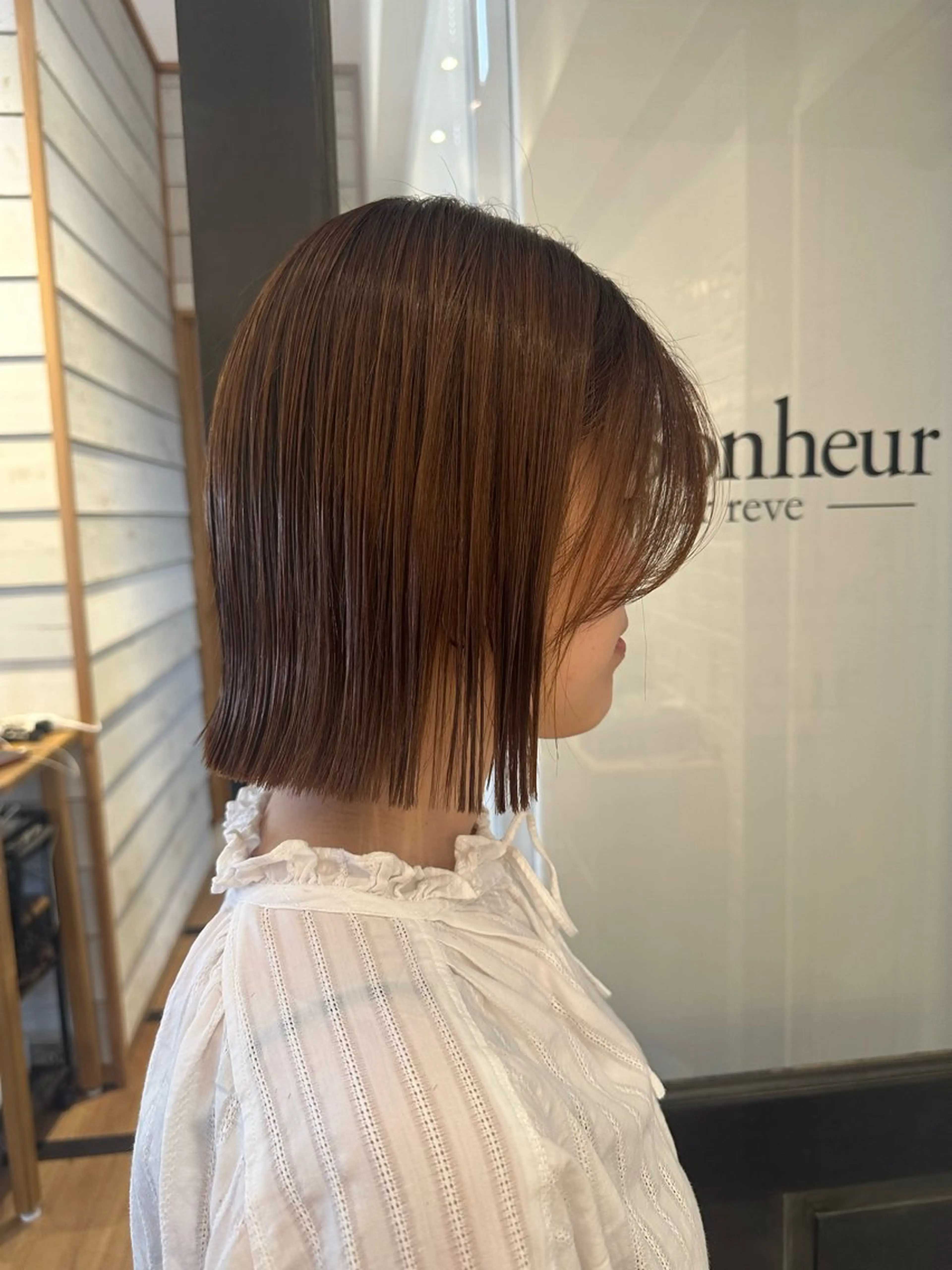 ミディアム ボブ 外ハネヘア La bonheur hair reve 池袋店所属・🐈‍⬛ マナカ🐈‍⬛のヘアスタイル