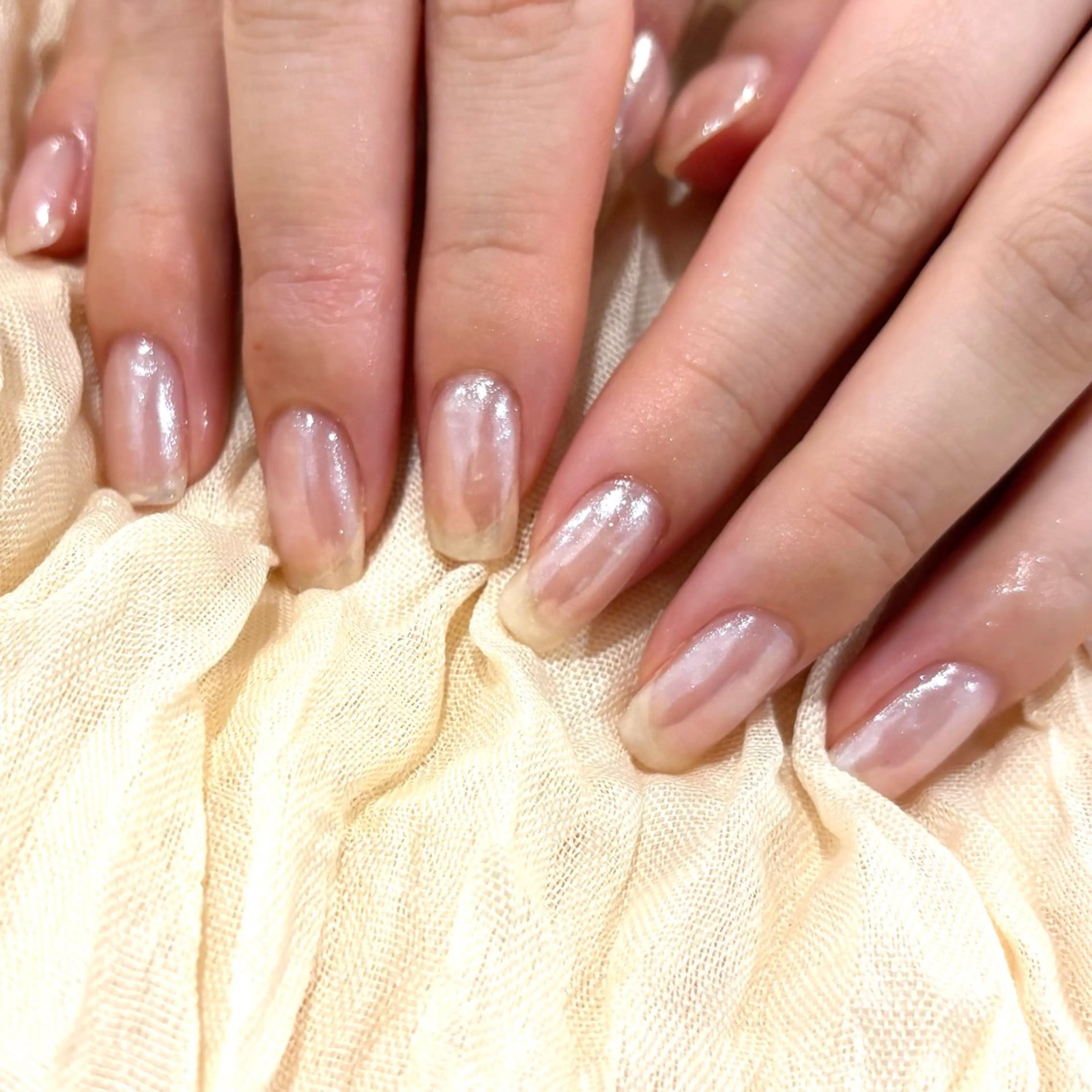ネイル オーロラネイル ワンカラーネイル ハンドネイル Lino中目黒🎀 Naho🍒のネイルデザイン