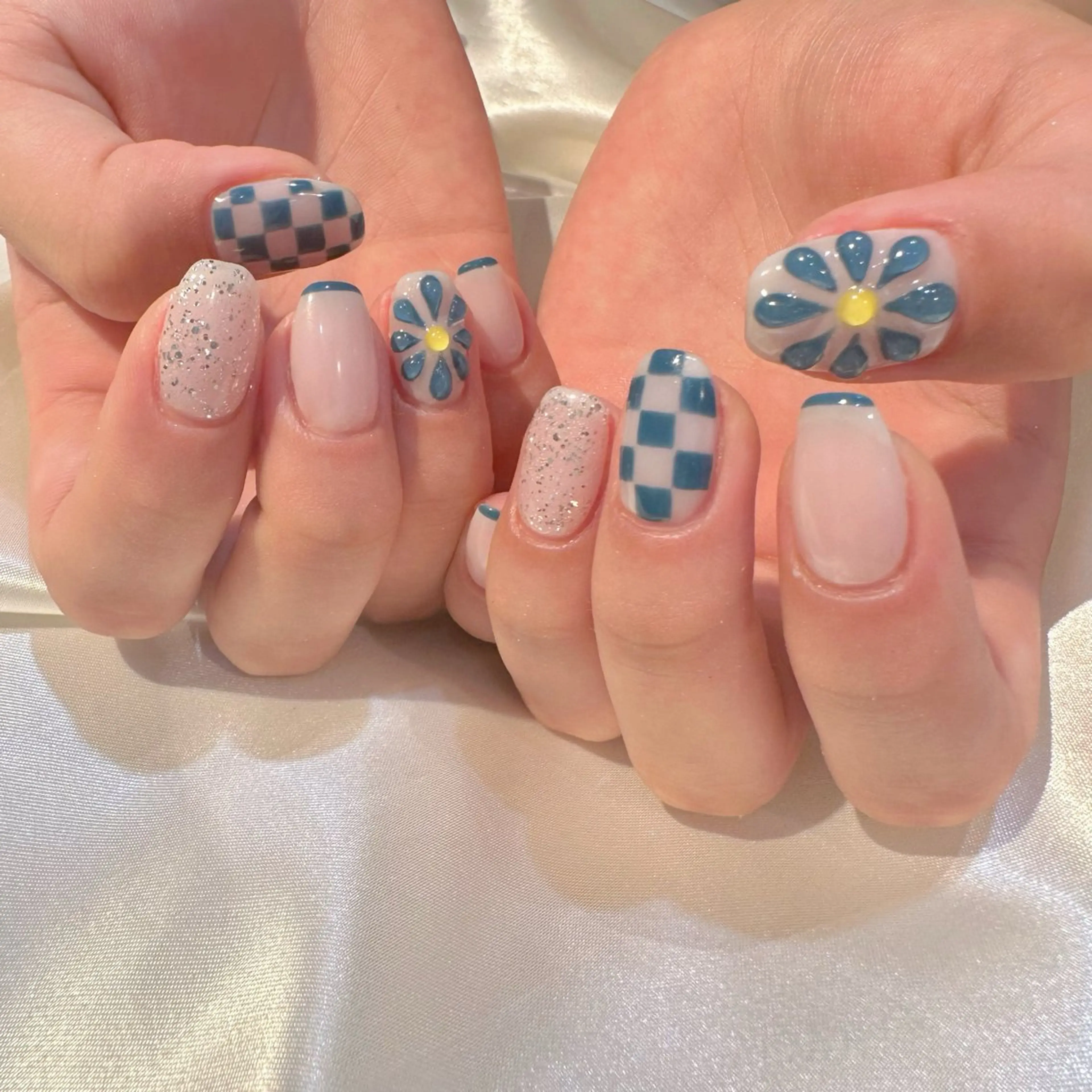 ネイル ハンドネイル ℝ𝕌𝕂𝔸 ✿のネイルデザイン