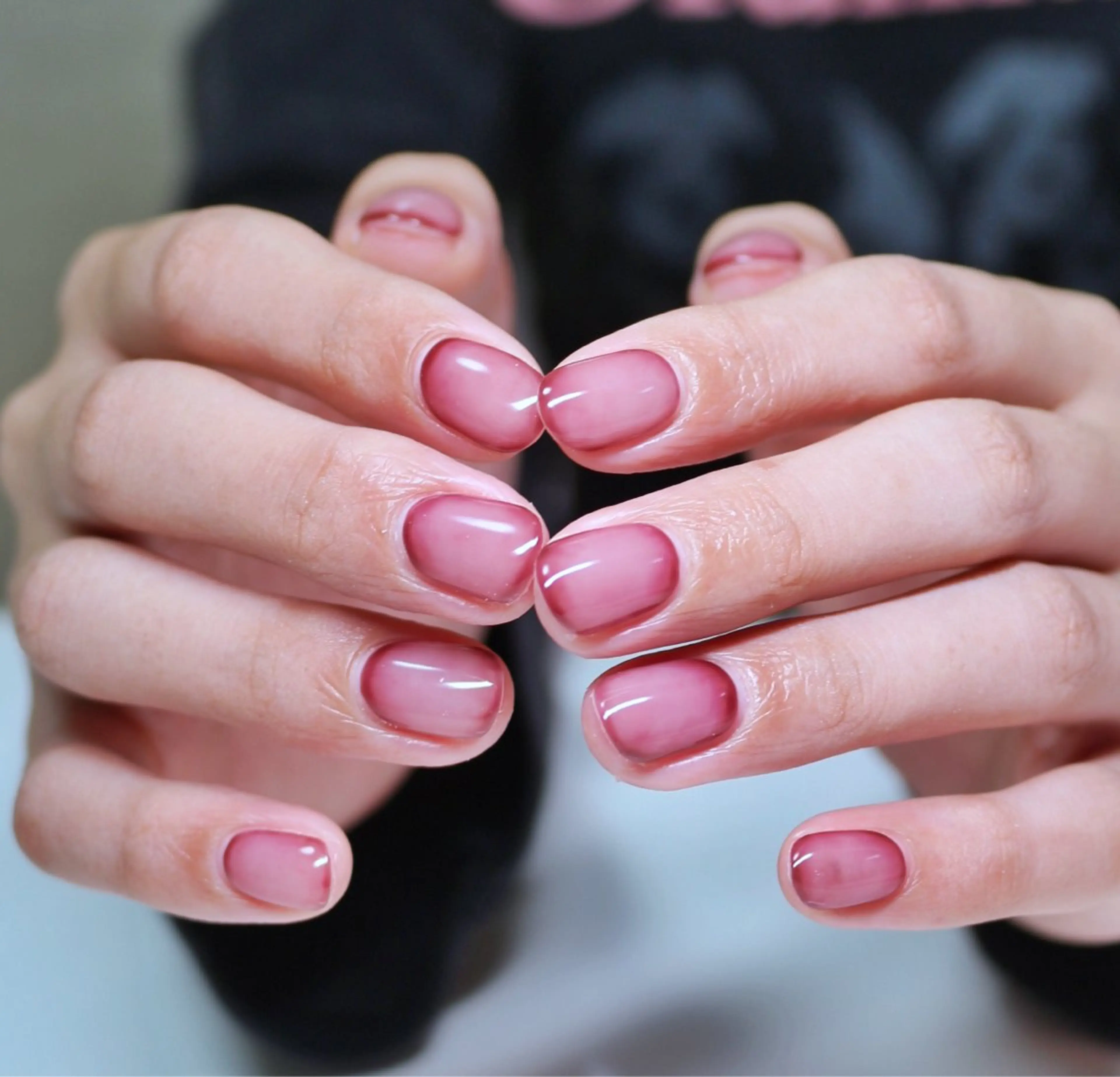 ネイル グラデーション 韓国ネイル ピンク シンプルネイル ワンホンネイル ハンドネイル Baku Nailsのネイルデザイン