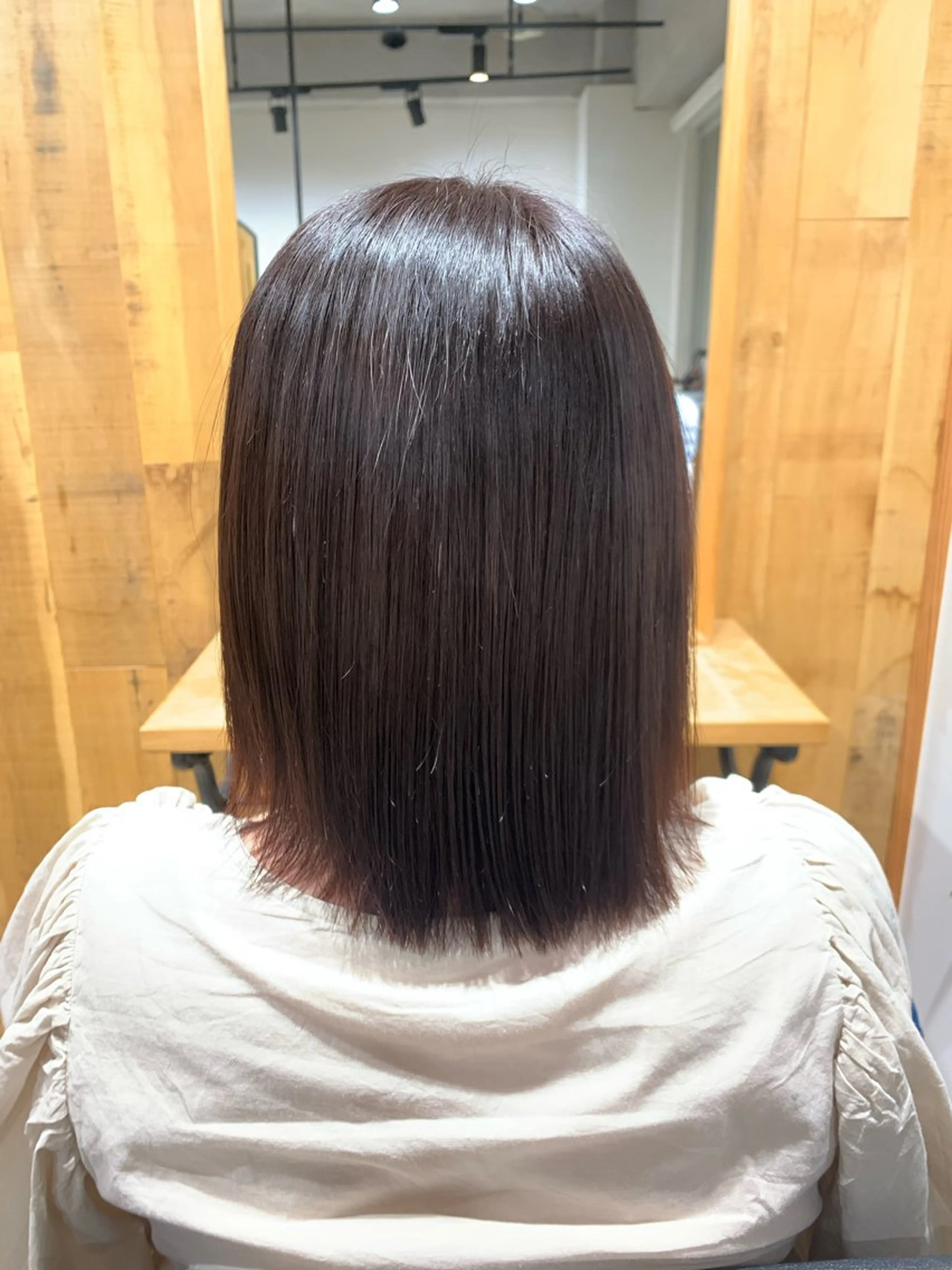 ミディアム カラー ヘアカラー トリートメント カットモデル/透明感 艶カラー/Rinのヘアスタイル
