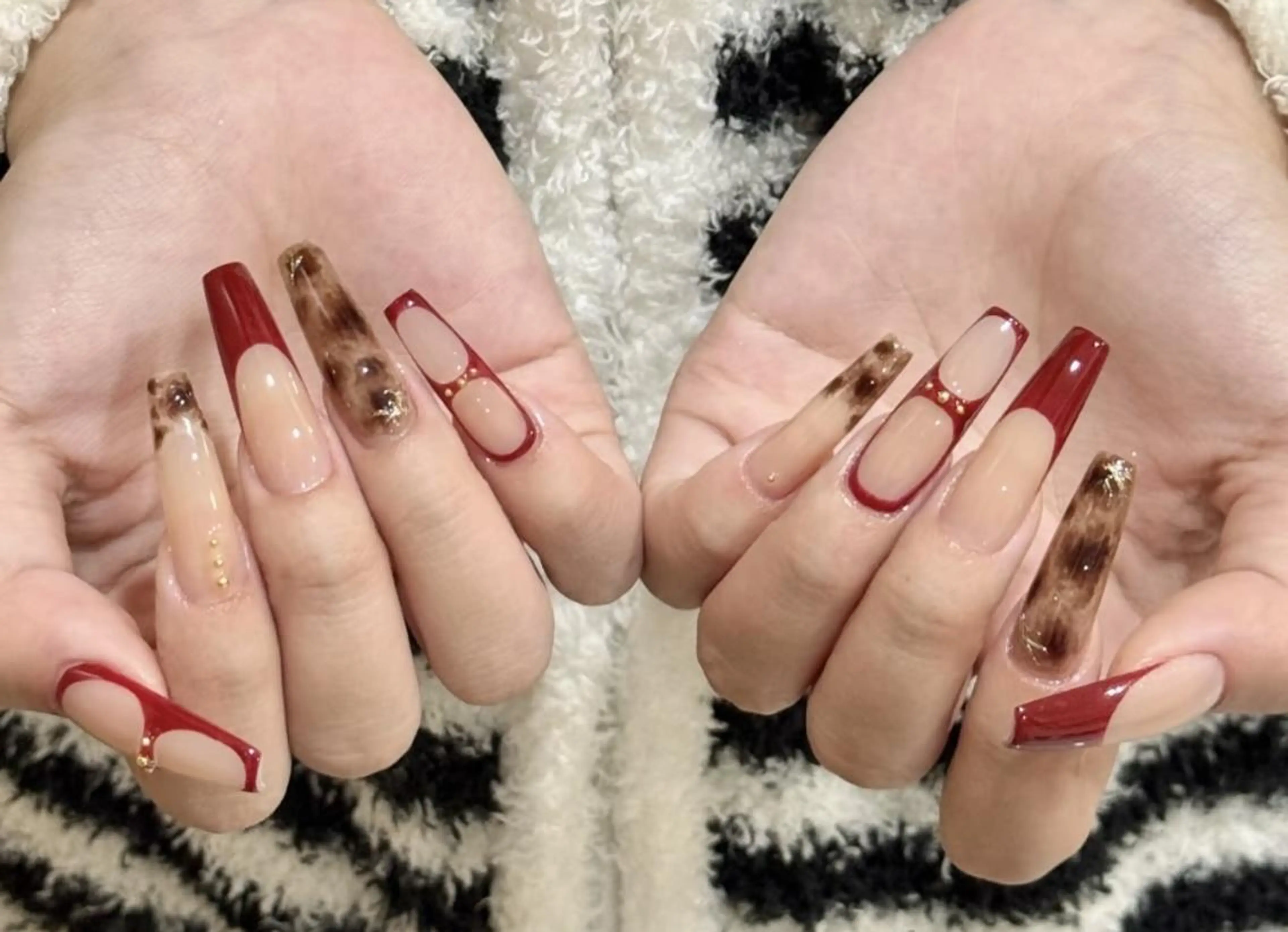 ネイル ハンドネイル 🎀 KiKi_nailのネイルデザイン